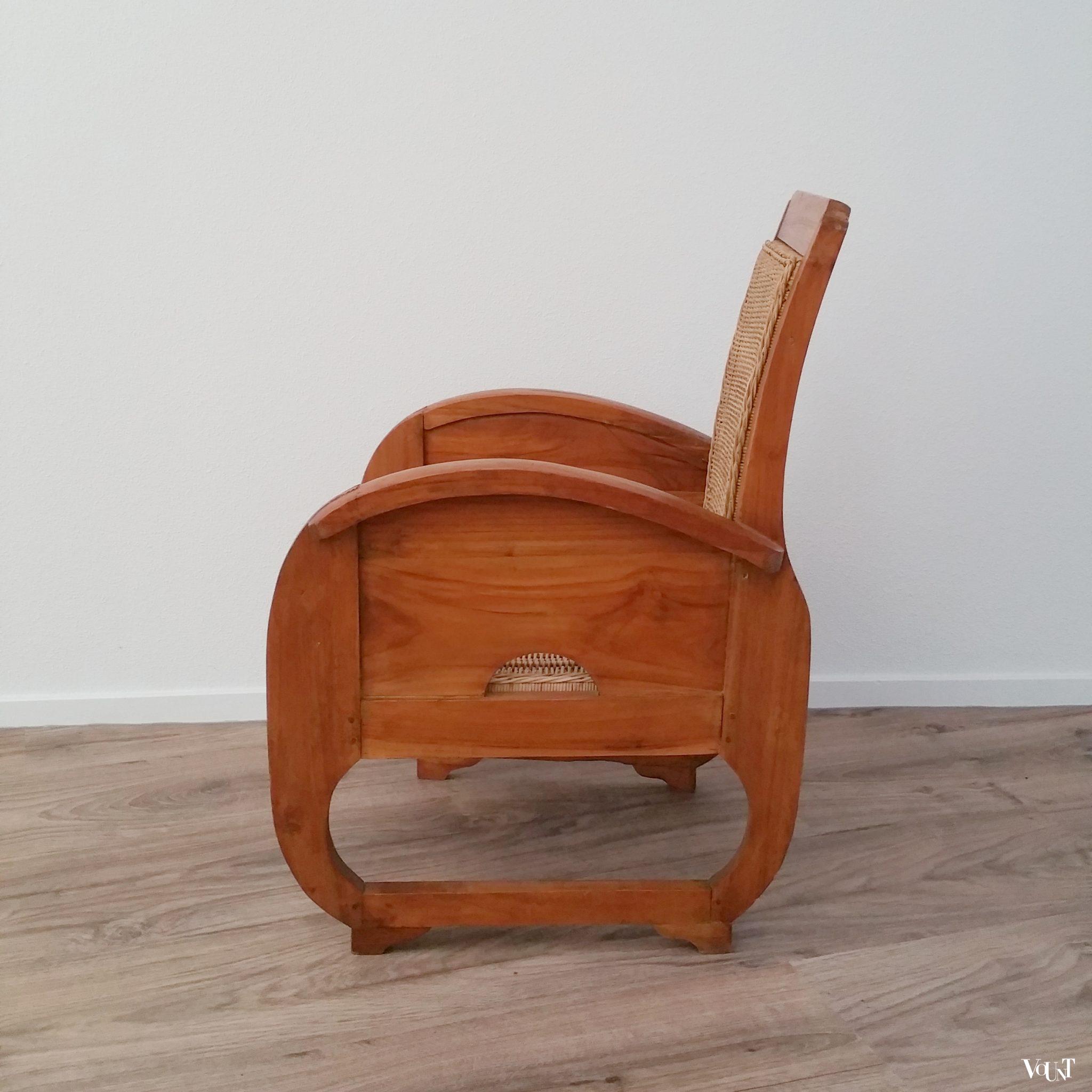Art deco houten fauteuil met rotan zitting