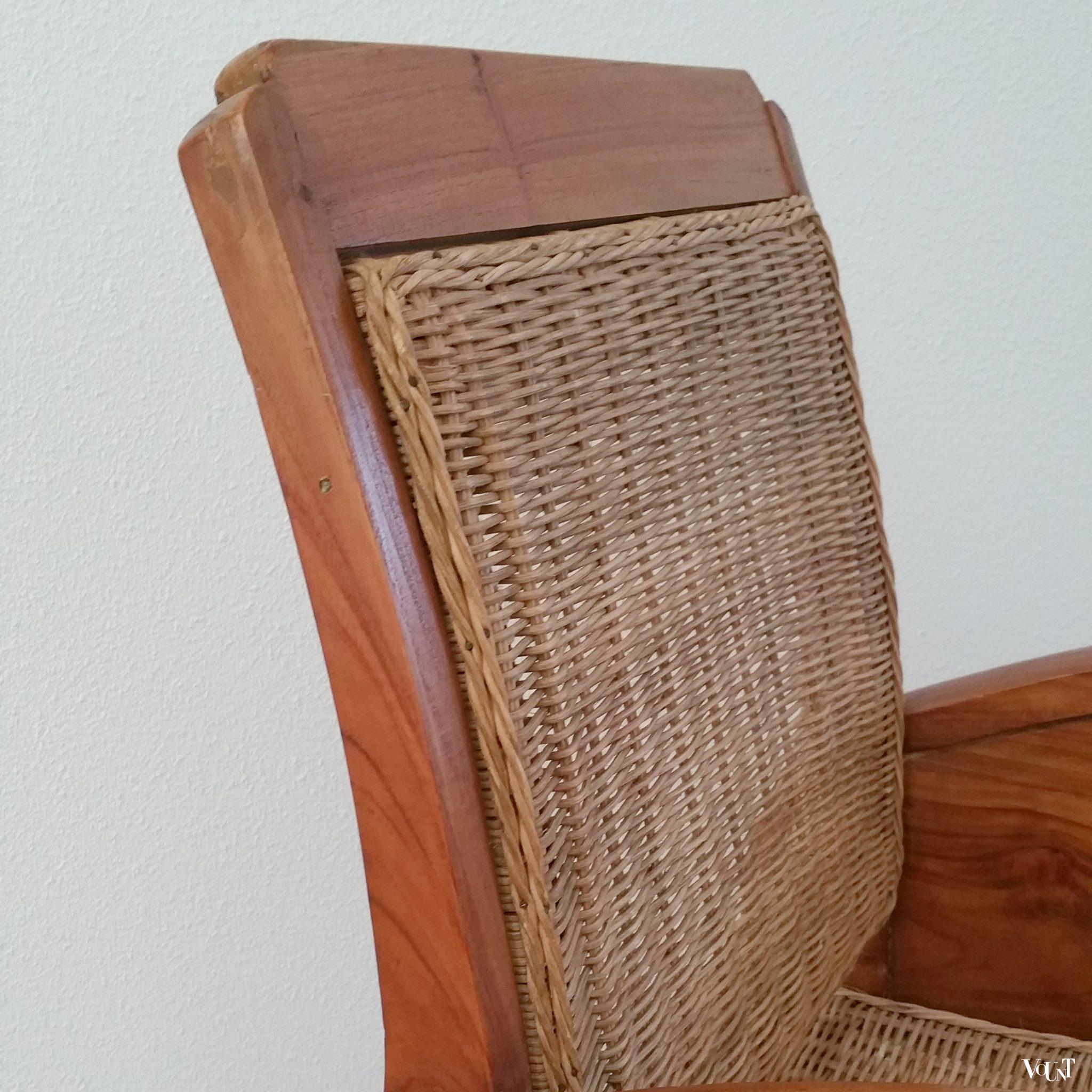 Art deco houten fauteuil met rotan zitting