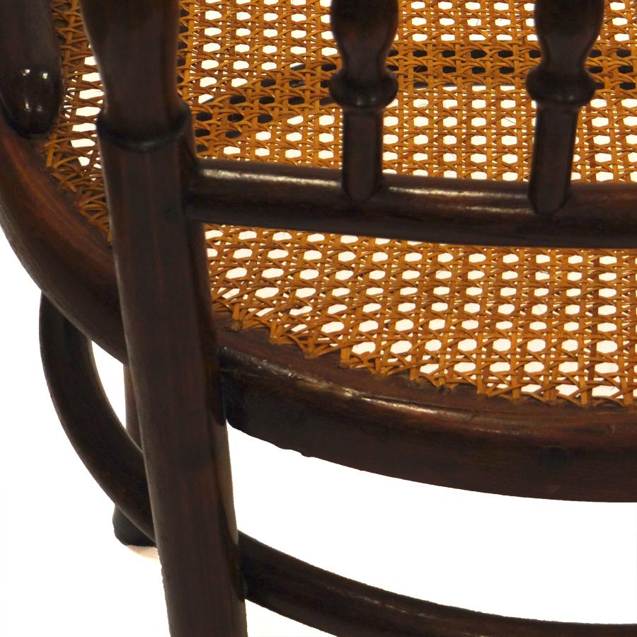 Stoel Ungvarer Möbelfabrik (in stijl van Thonet)