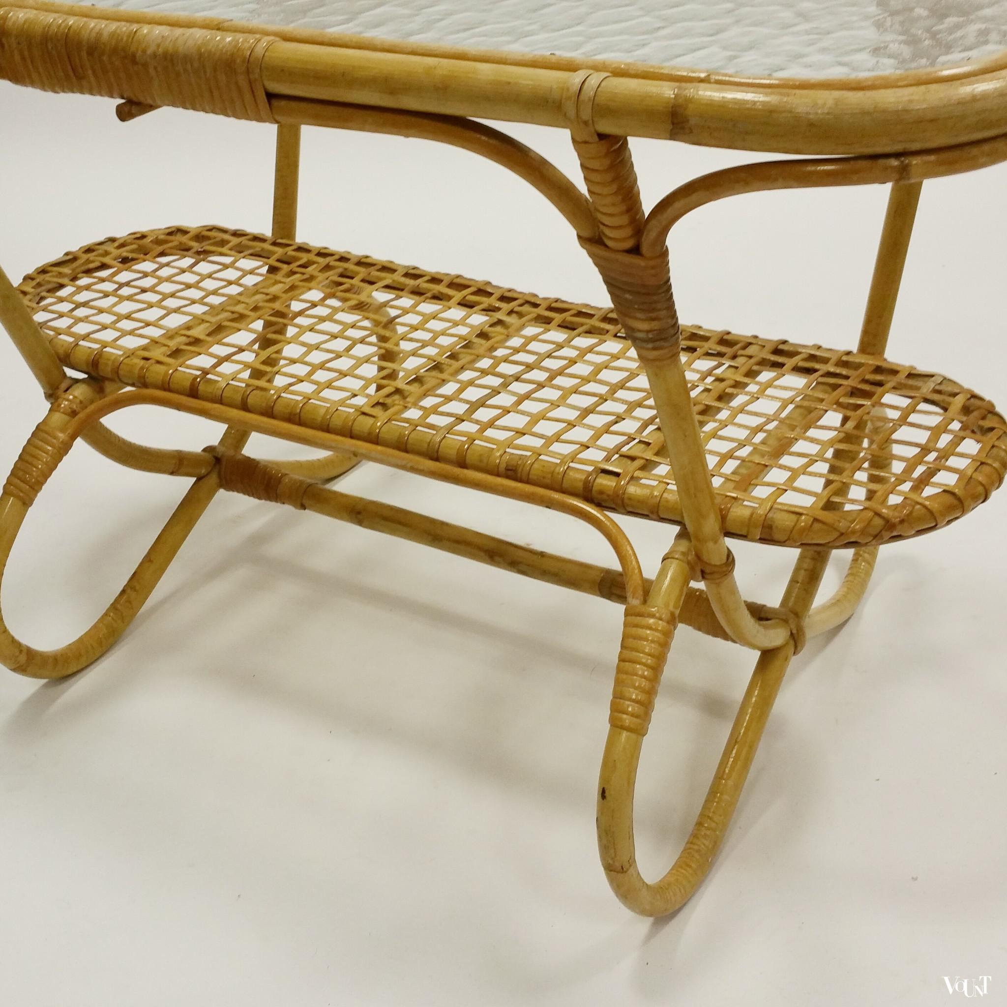 Jaren ’60 rotantafeltje met glasplaat