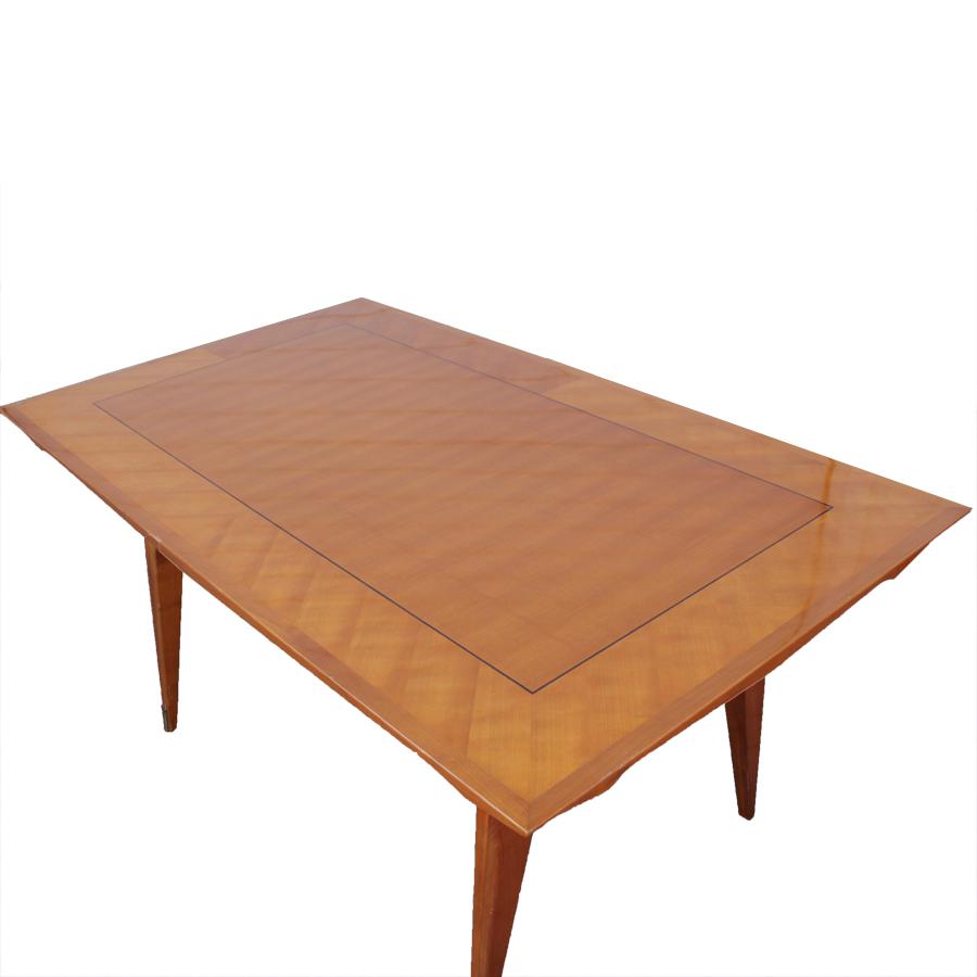 Franse jaren ’60 tafel