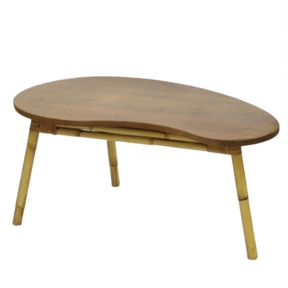 Vintage salontafel met houten blad en rotan poten