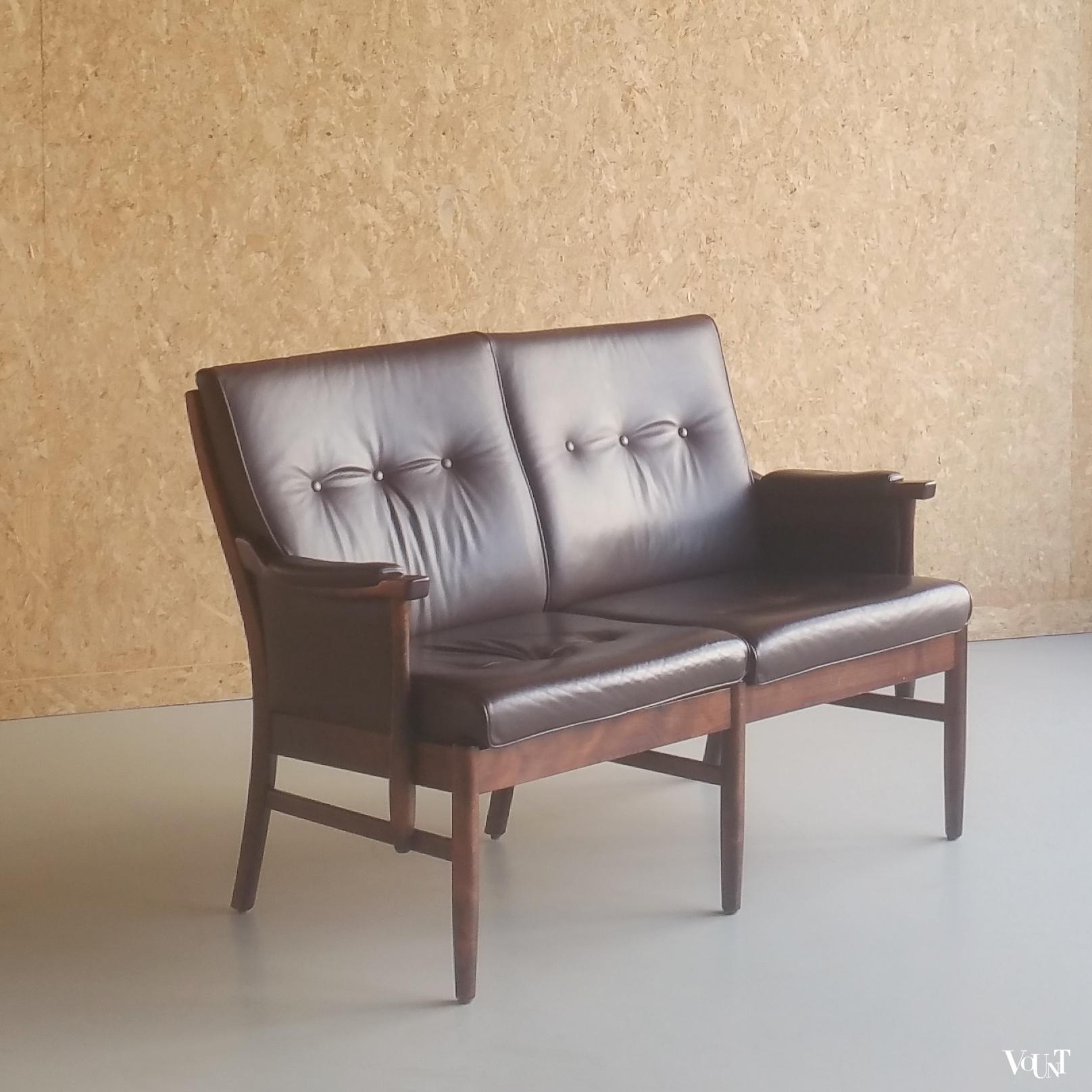 Bank van Farstrup Møbler (Casa), Denemarken