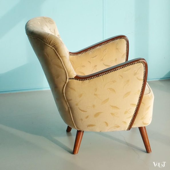 Jaren '50 cocktail stoel met fluwelen bekleding