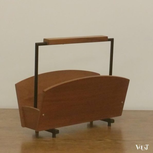 Teakhouten lectuurbak / krantenbak jaren '60