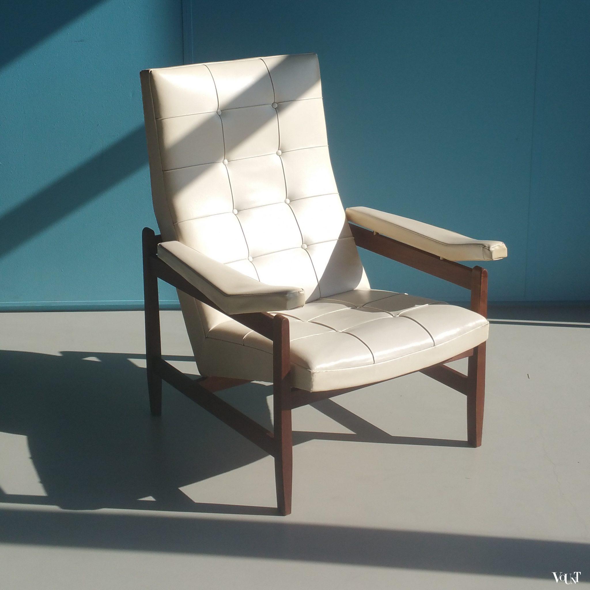 Jaren '50/'60 skaileren fauteuil met teakhouten frame