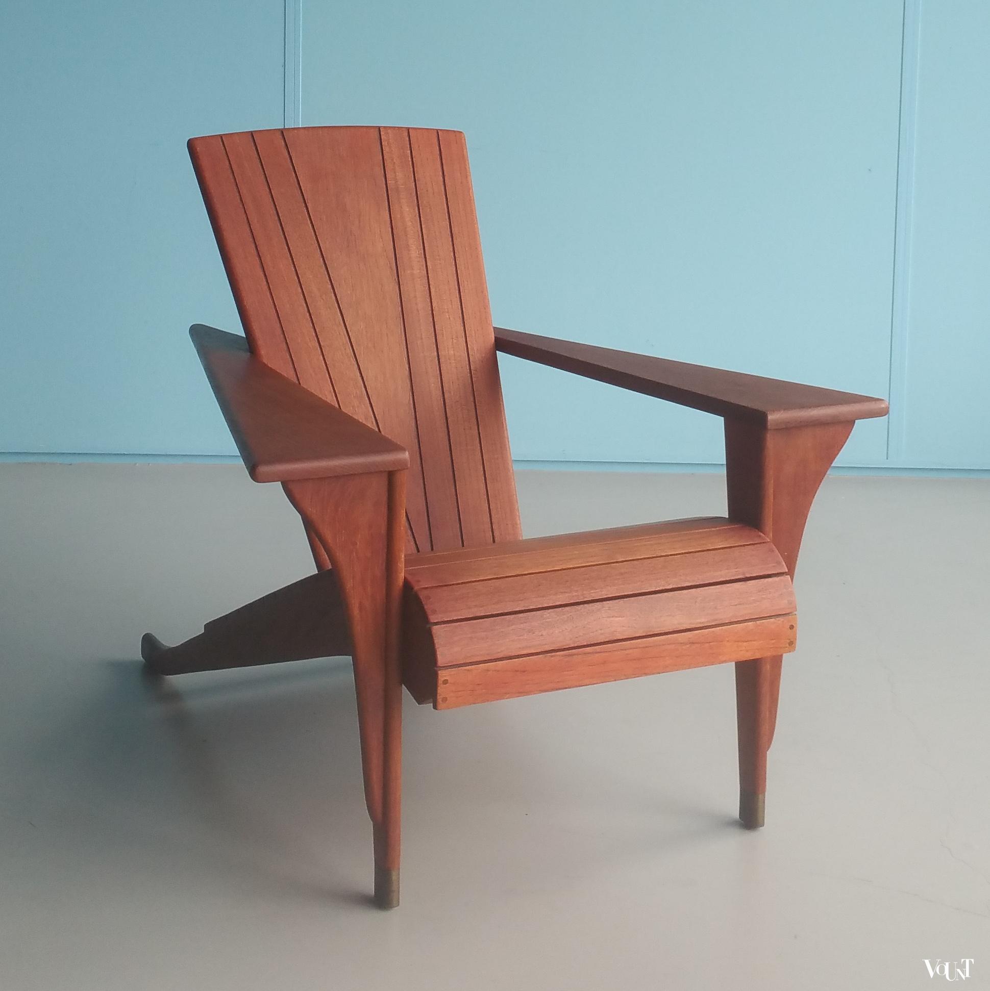 Stoel “Meditation, design Klaus Wettergren (Denemarken), producent Teak Farm” (VS), begin jaren ‘90