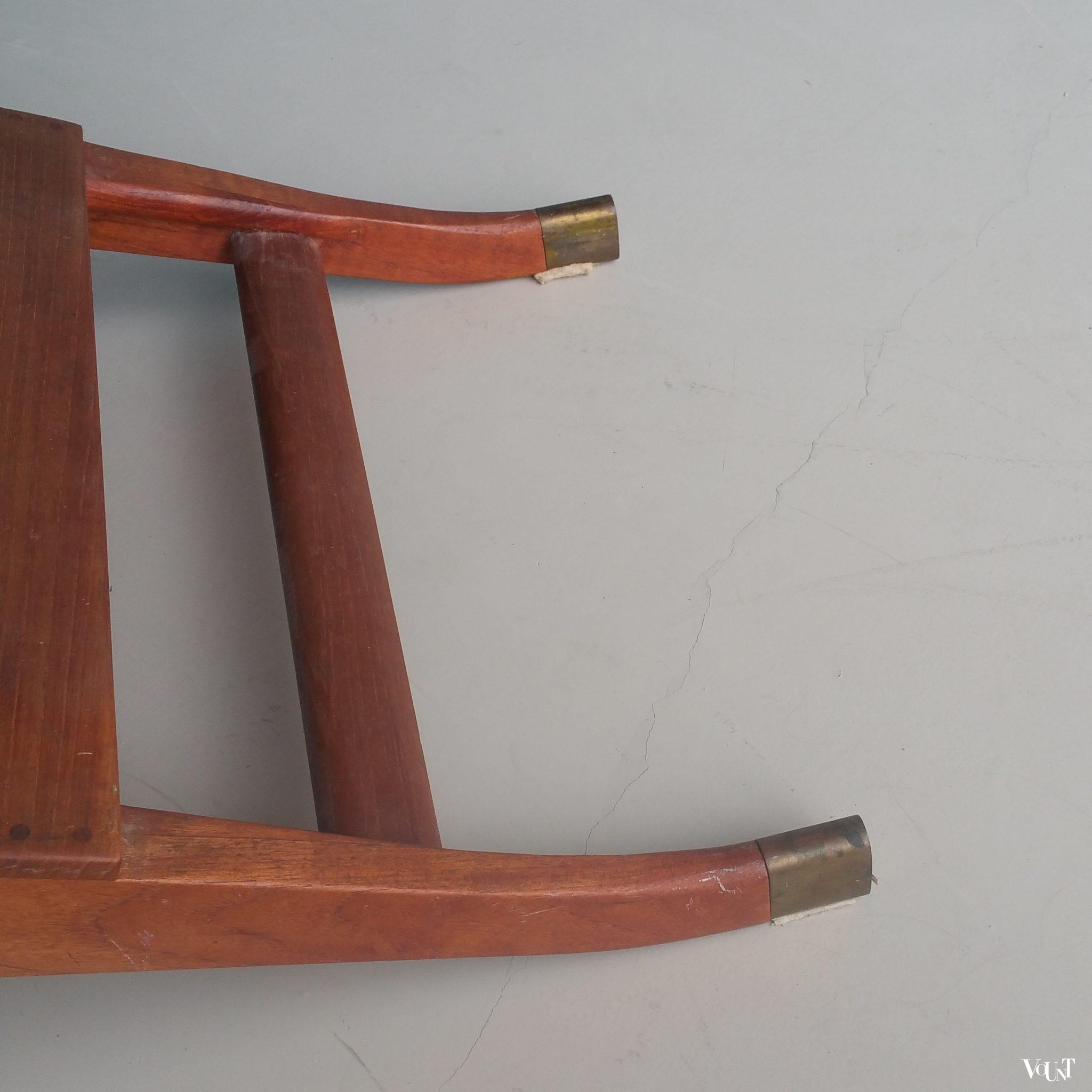 Stoel “Meditation, design Klaus Wettergren (Denemarken), producent Teak Farm” (VS), begin jaren ‘90