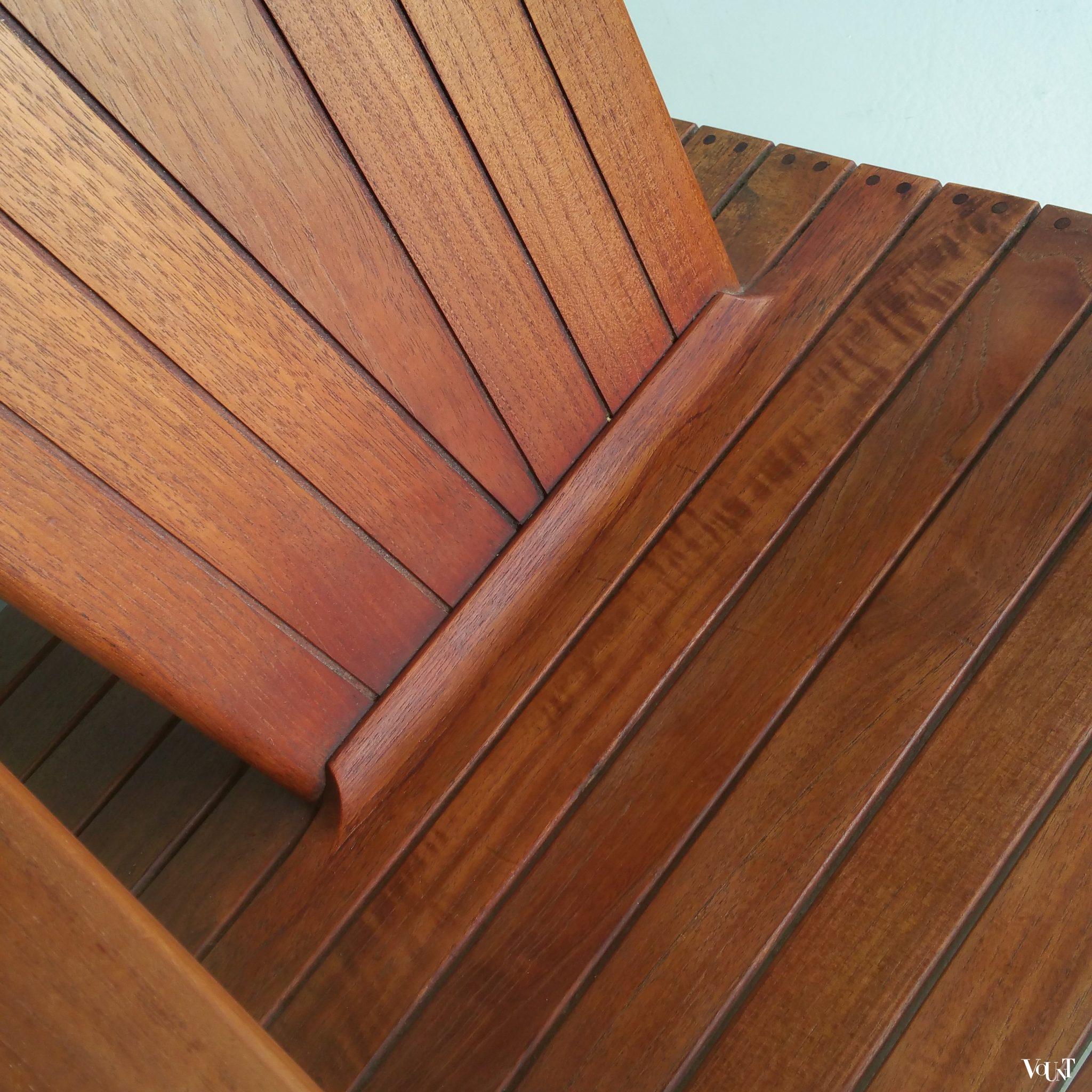 Stoel “Meditation, design Klaus Wettergren (Denemarken), producent Teak Farm” (VS), begin jaren ‘90