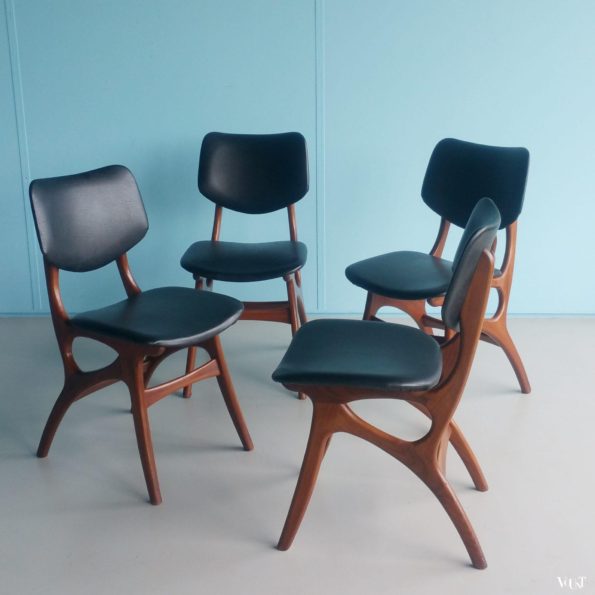 4 jaren ’50 teakhouten eettafelstoelen, Pynock