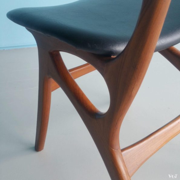 4 jaren ’50 teakhouten eettafelstoelen, Pynock
