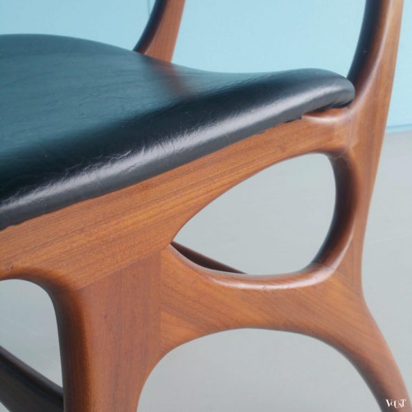 4 jaren ’50 teakhouten eettafelstoelen, Pynock