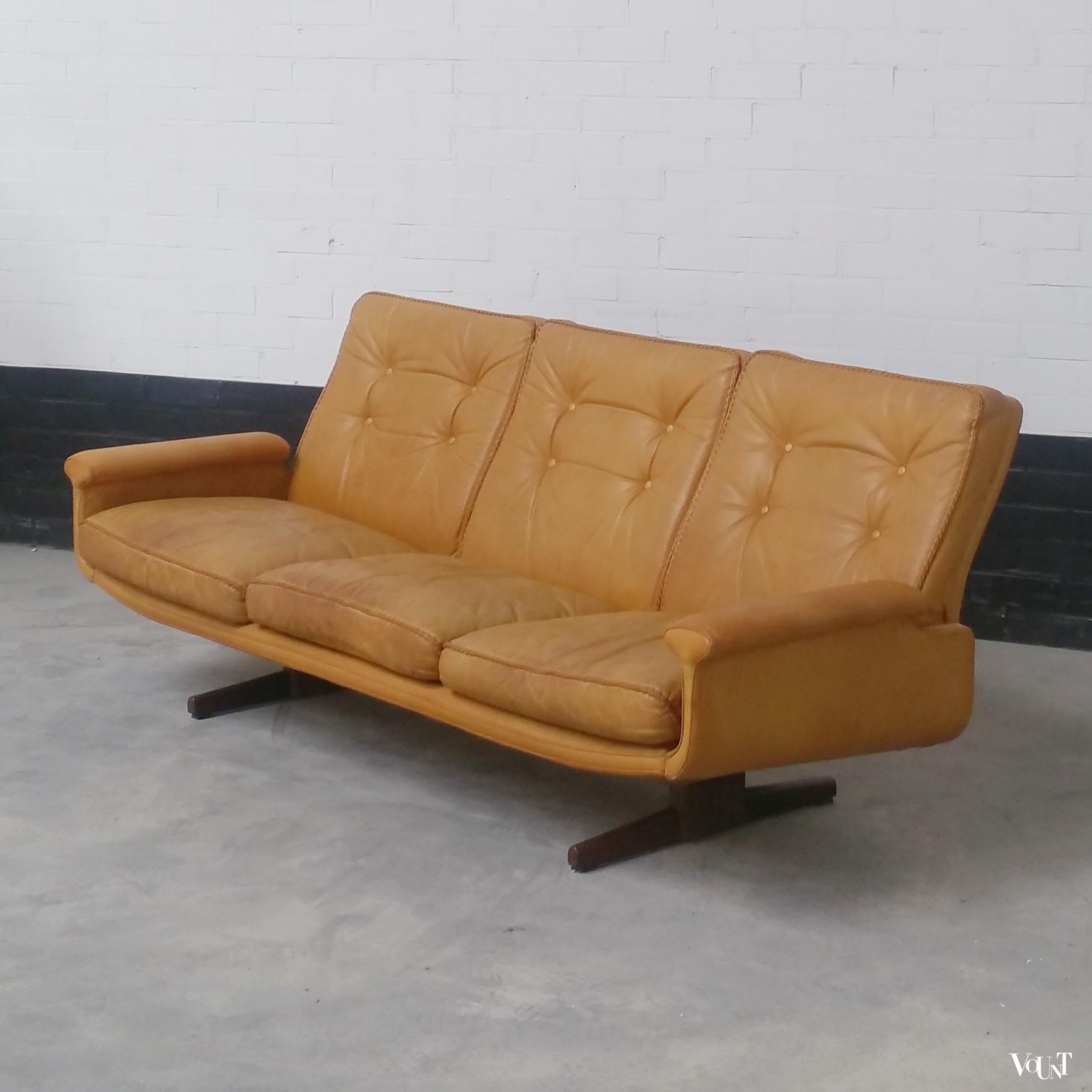 Bank nr. 126, Sigurd Ressell voor Vatne Møbler, jaren ‘70