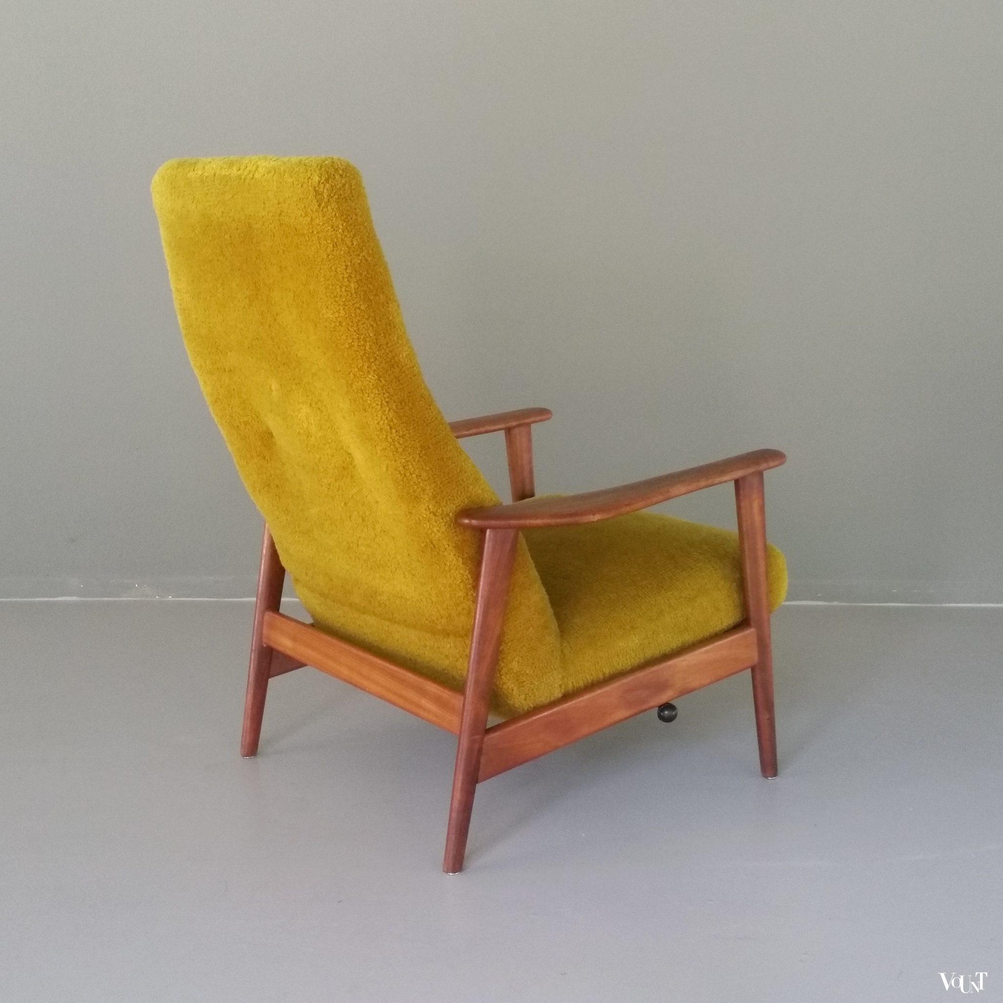 Jaren '50 kantelbare teakhouten fauteuil