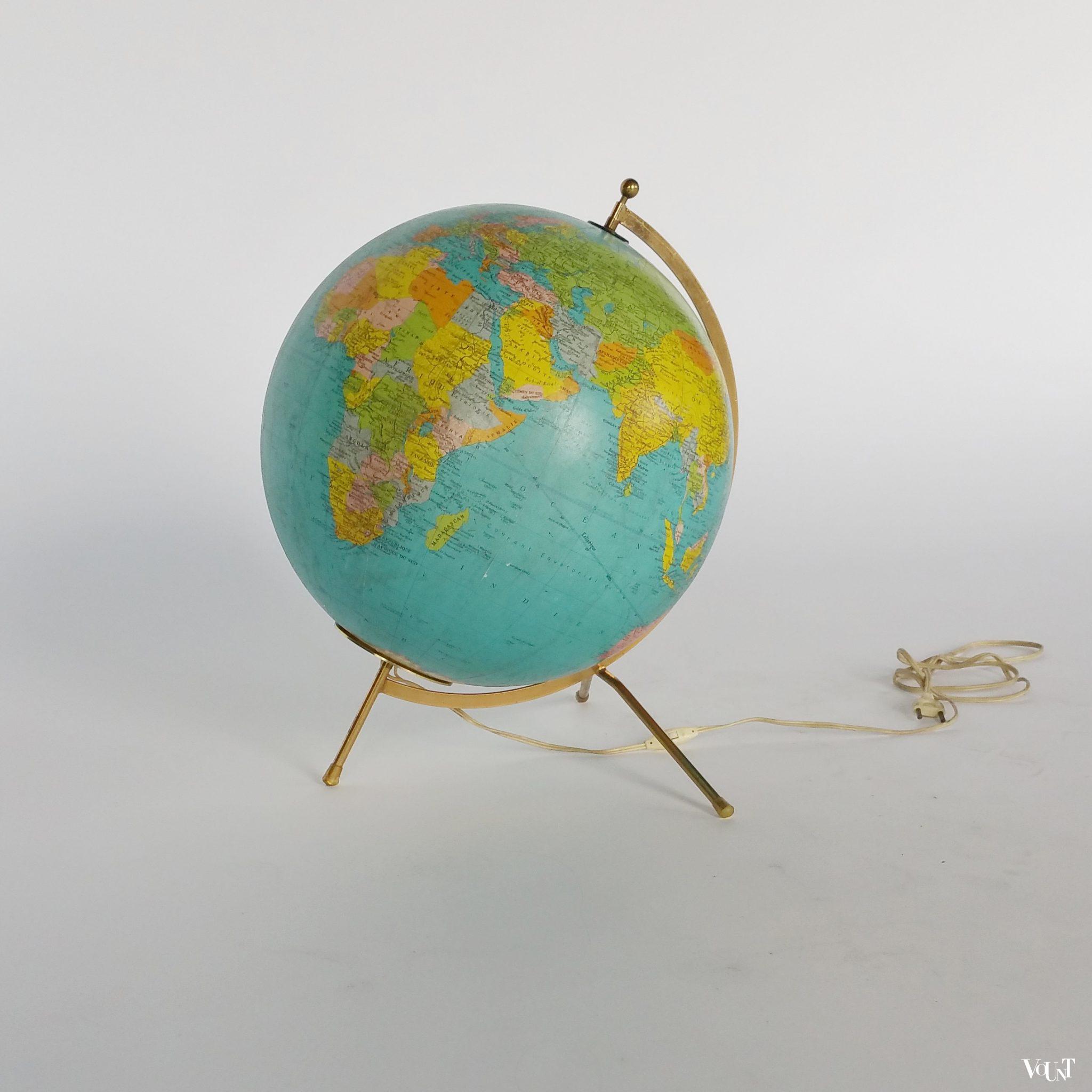 Franse glazen globe met verlichting, Cartes Taride, 1972