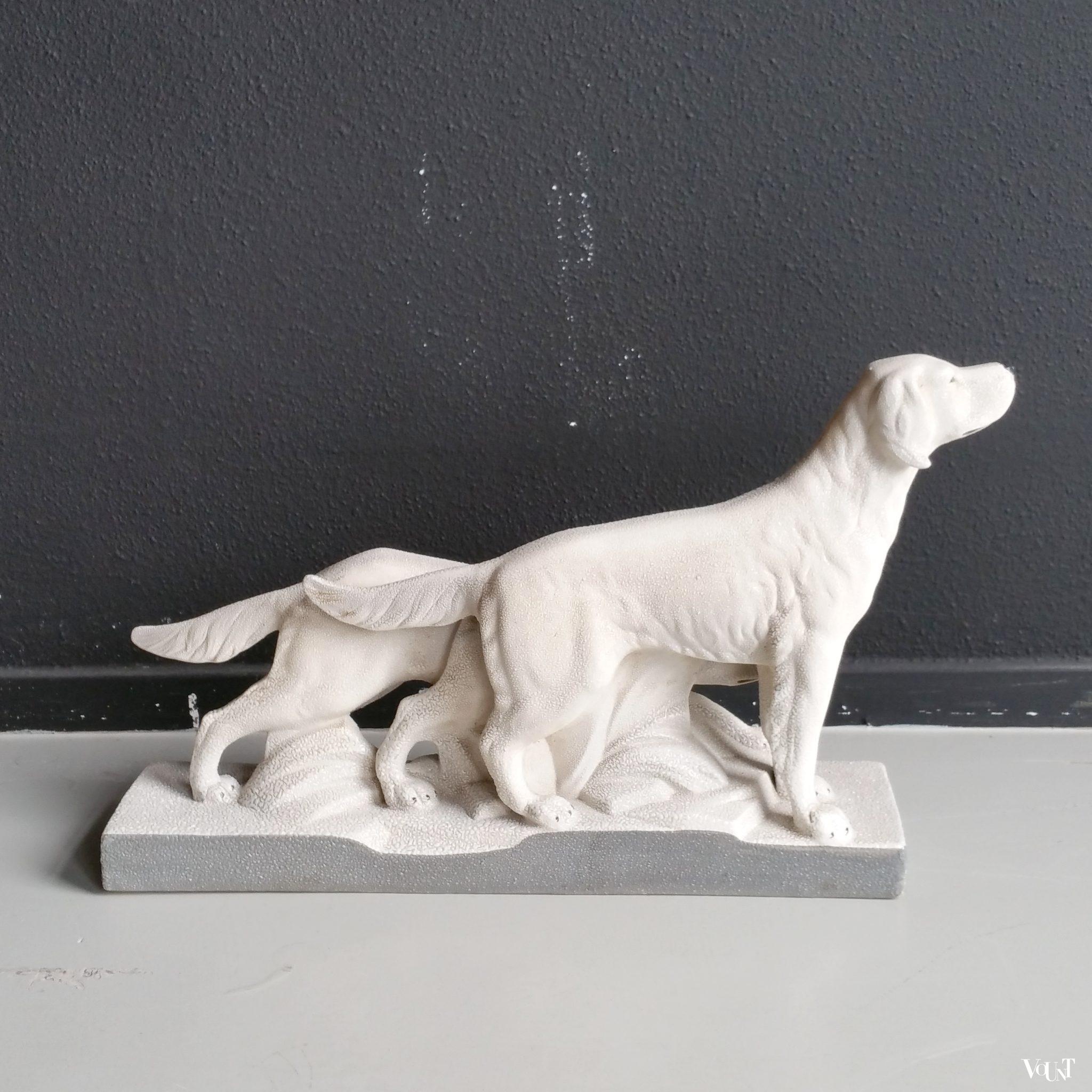 Groot Frans keramisch art deco beeld van 2 jachthonden