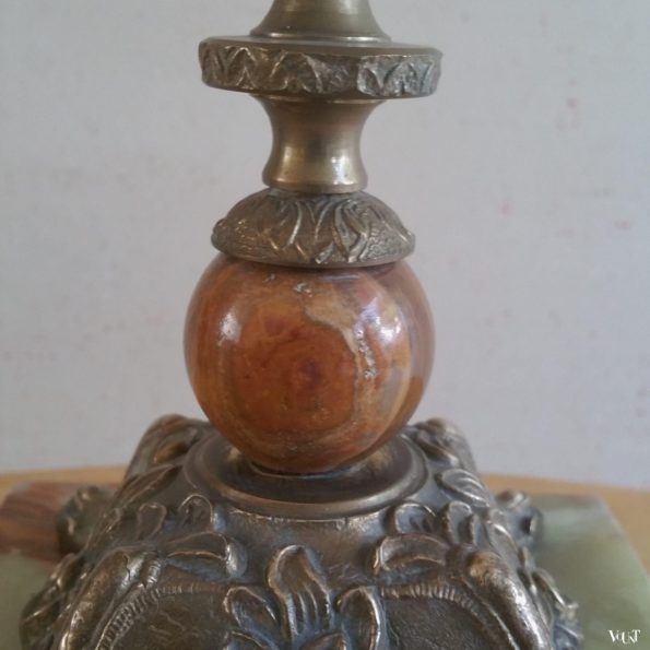 Vintage tafellamp met onyx voet en zijden lampenkap, jaren '60