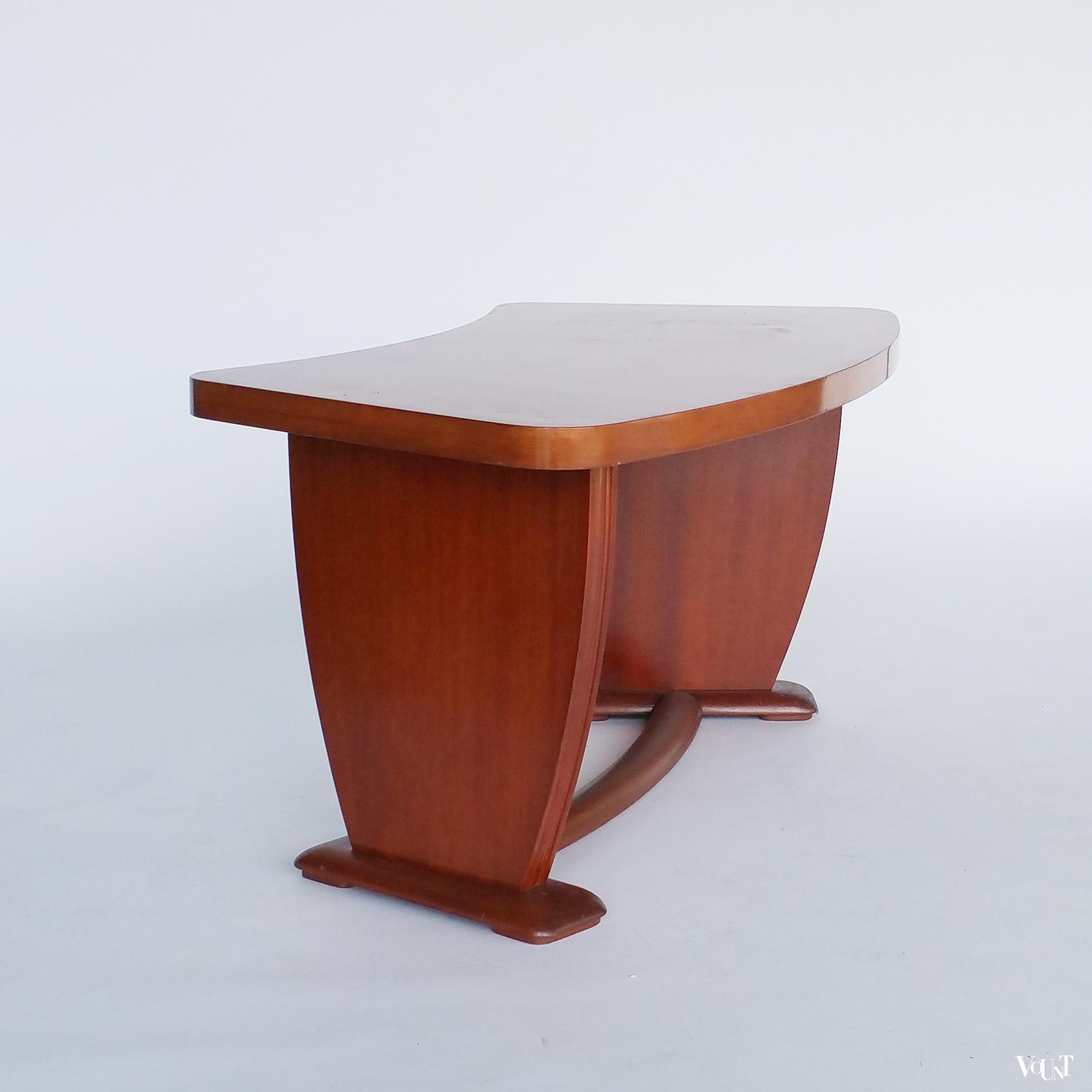 Art deco gebogen salontafel of bijzettafel