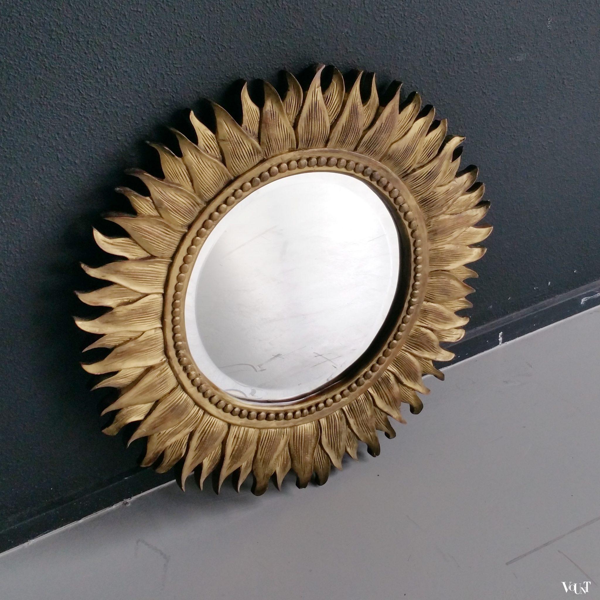 Houten "gouden" zonnespiegel met facetglas