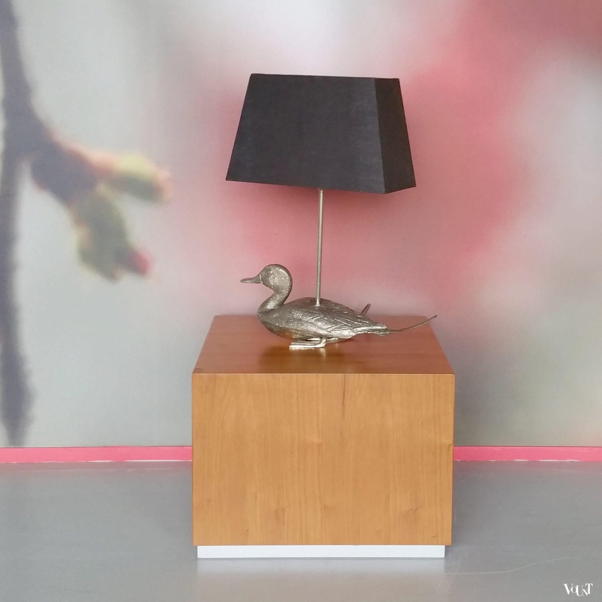 Tafellamp met "zilveren" eend, jaren '60/'70 (in stijl Mauro Manetti)