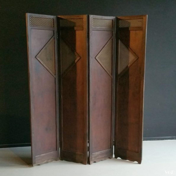 Vierslags houten kamerscherm in koloniale stijl