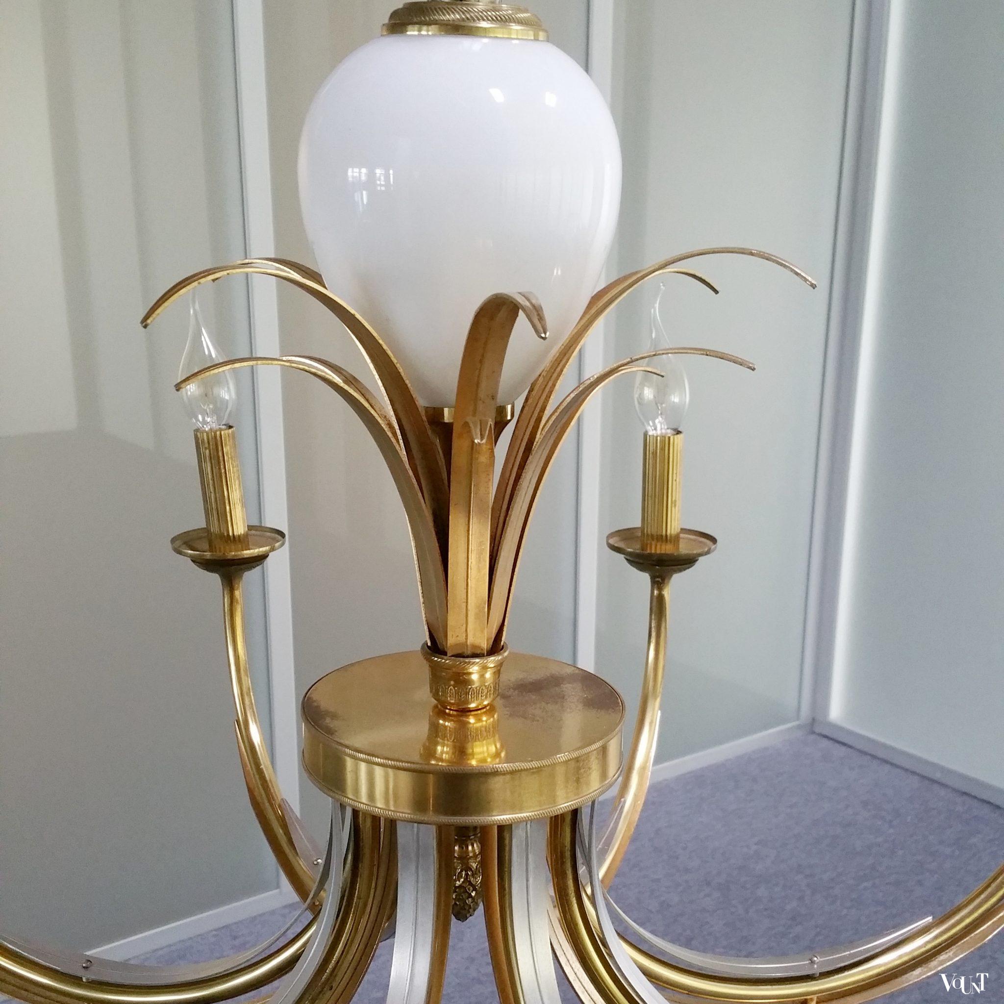Hanglamp met struisvogelei en ananasbladeren, Maison Charles, jaren ‘70