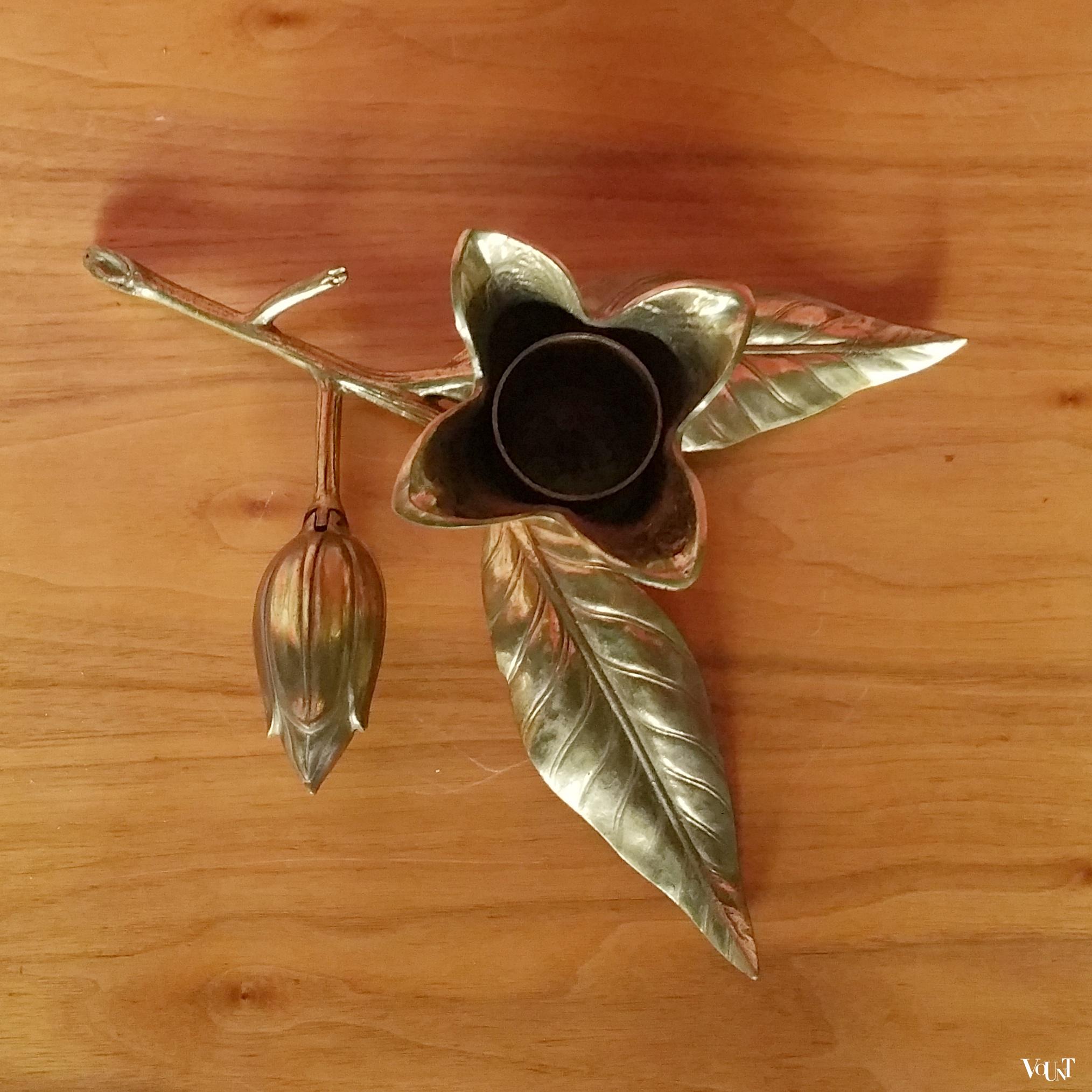 Messing sigarettenhouder / asbak in vorm bloem, jaren '60