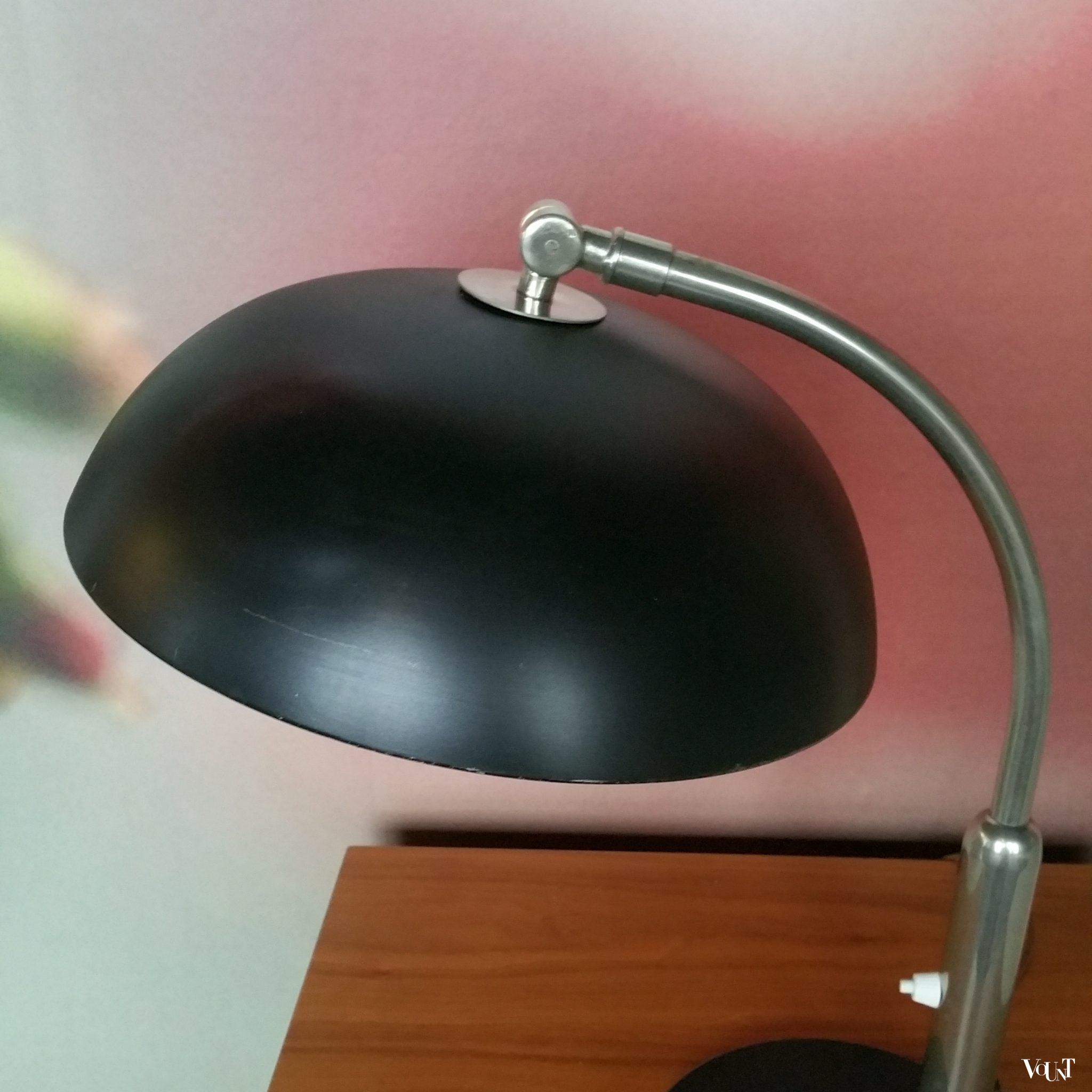 Tafellamp model 144, H. Busquet, Hala Zeist, jaren '50