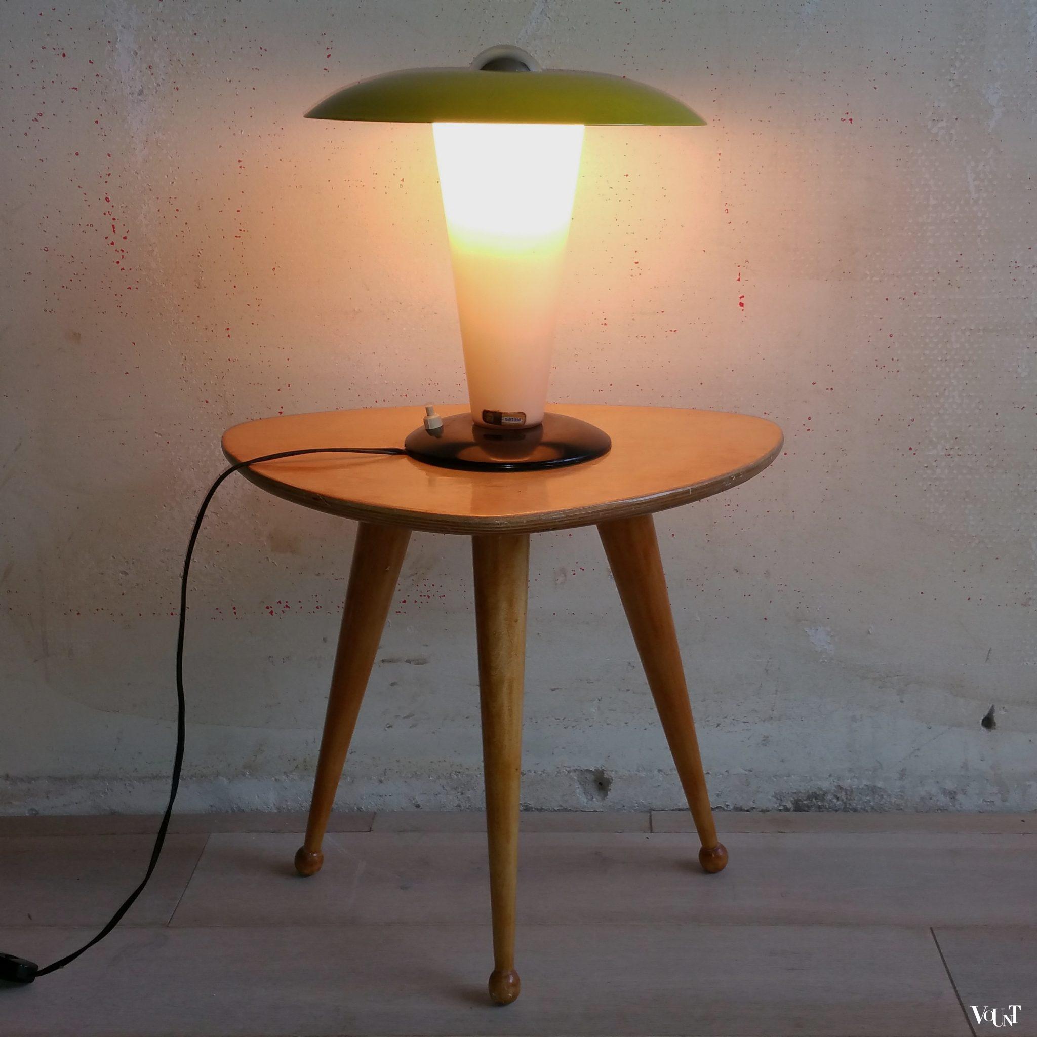 Philips tafellamp met gele kap, Louis Kalff, jaren '50