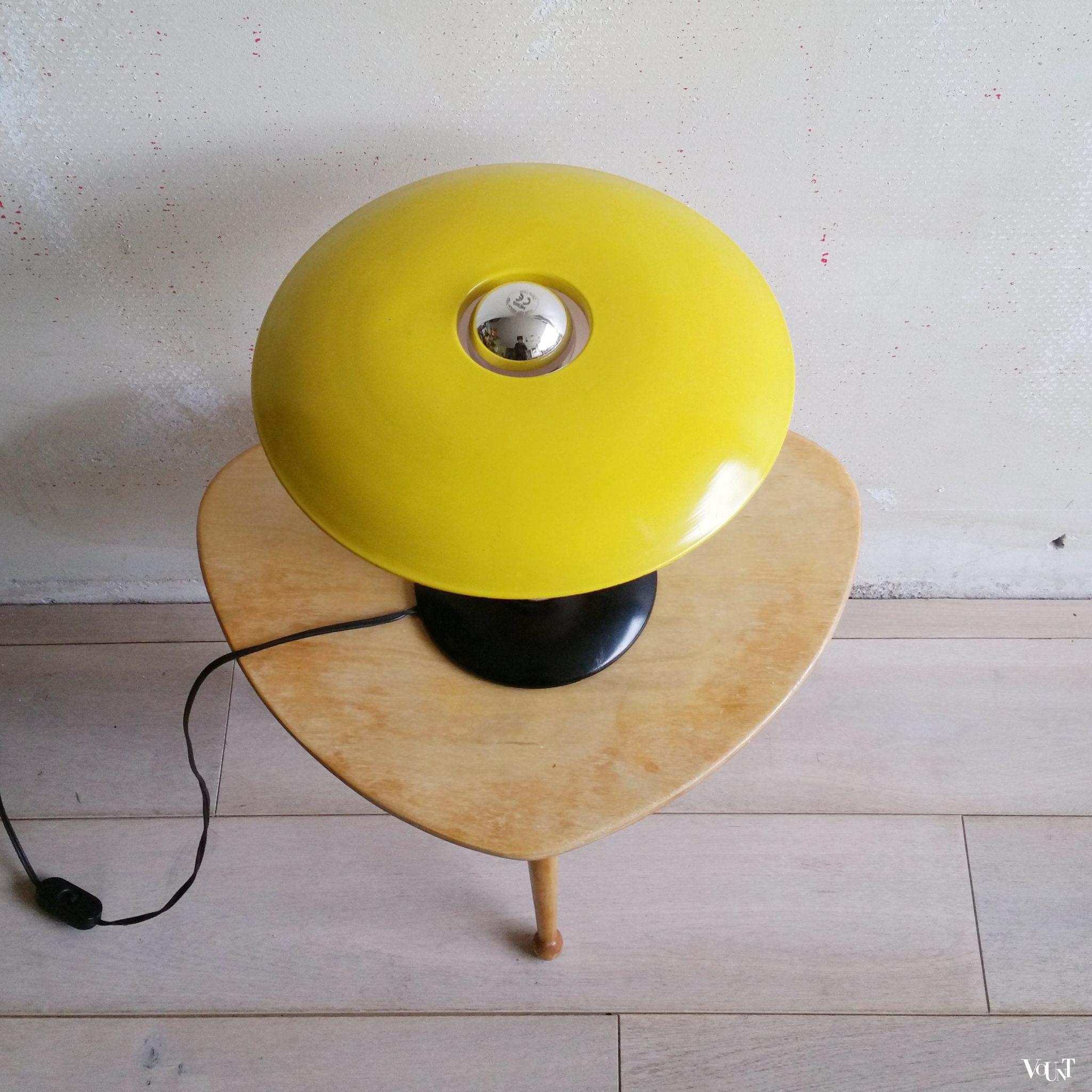 Philips tafellamp met gele kap, Louis Kalff, jaren '50