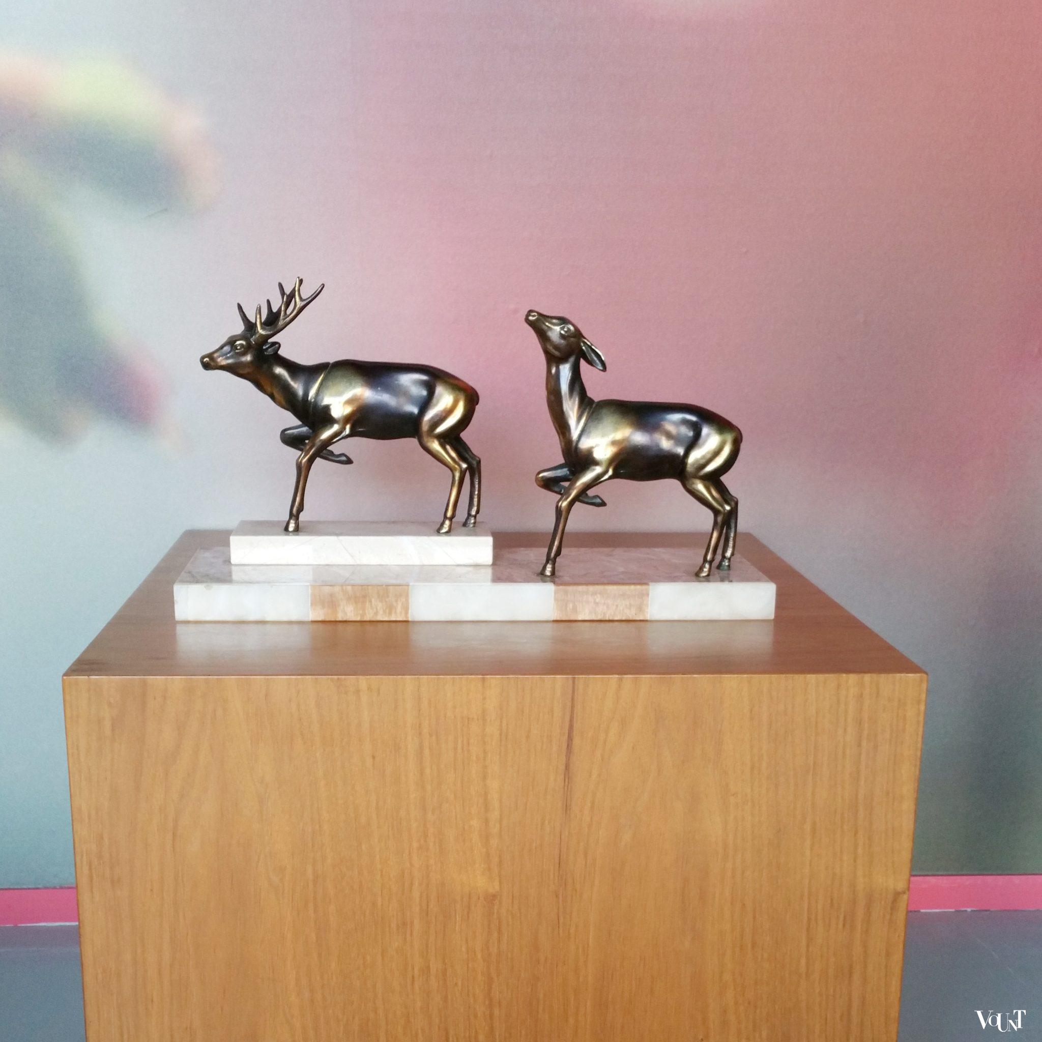 Art deco marmeren plateau met twee herten, jaren '30/'40