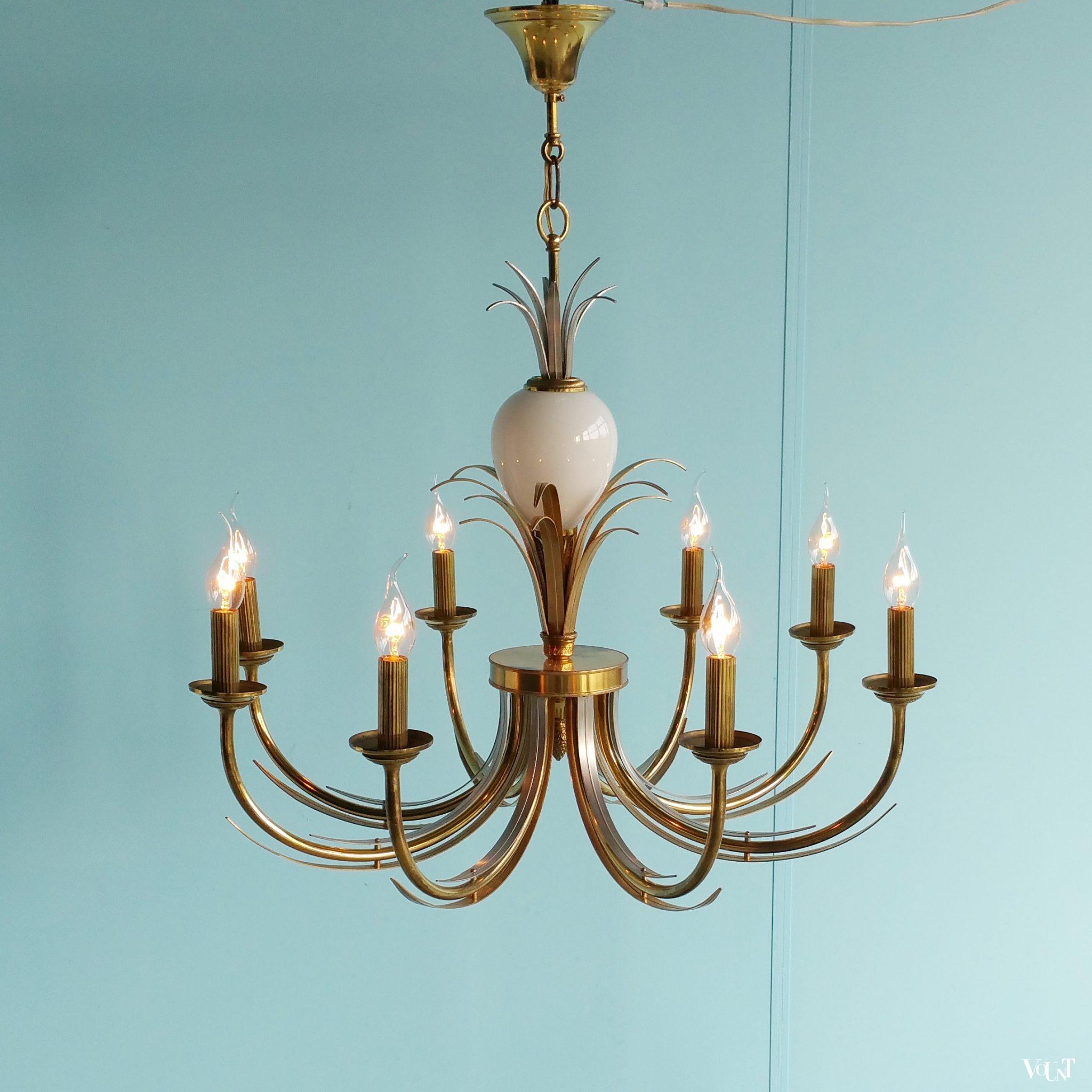 Hanglamp met struisvogelei en ananasbladeren, Maison Charles, jaren ‘70