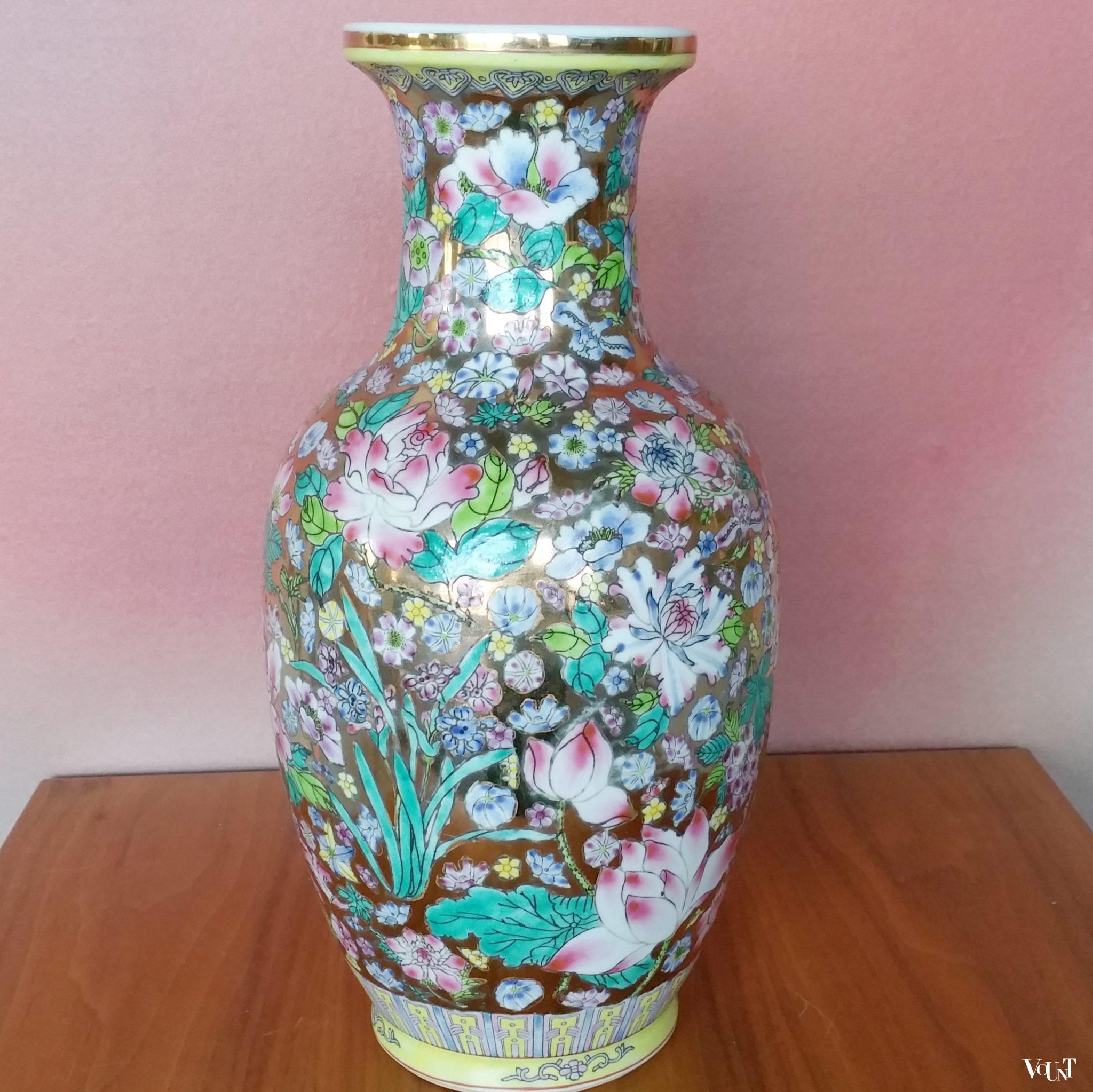 Set van 2 jaren '80 Chinese mille fleurs / thousand flowers vazen