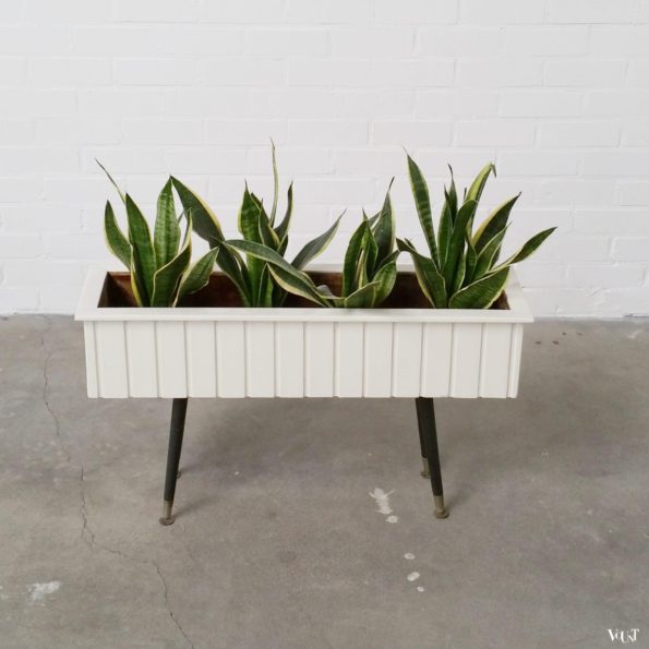 Jaren '50 houten plantenbak op pootjes