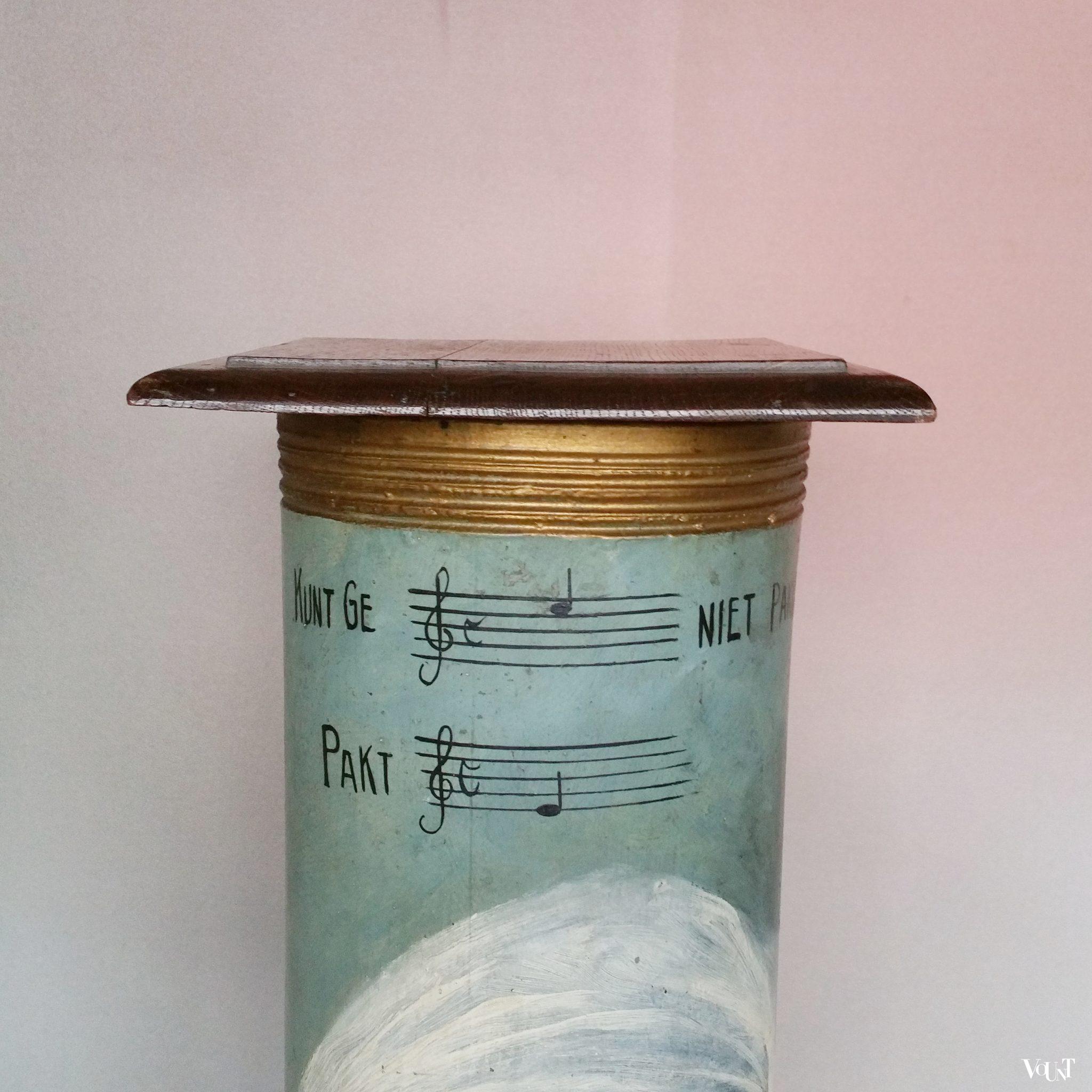 Vintage pied de stalle met schildering