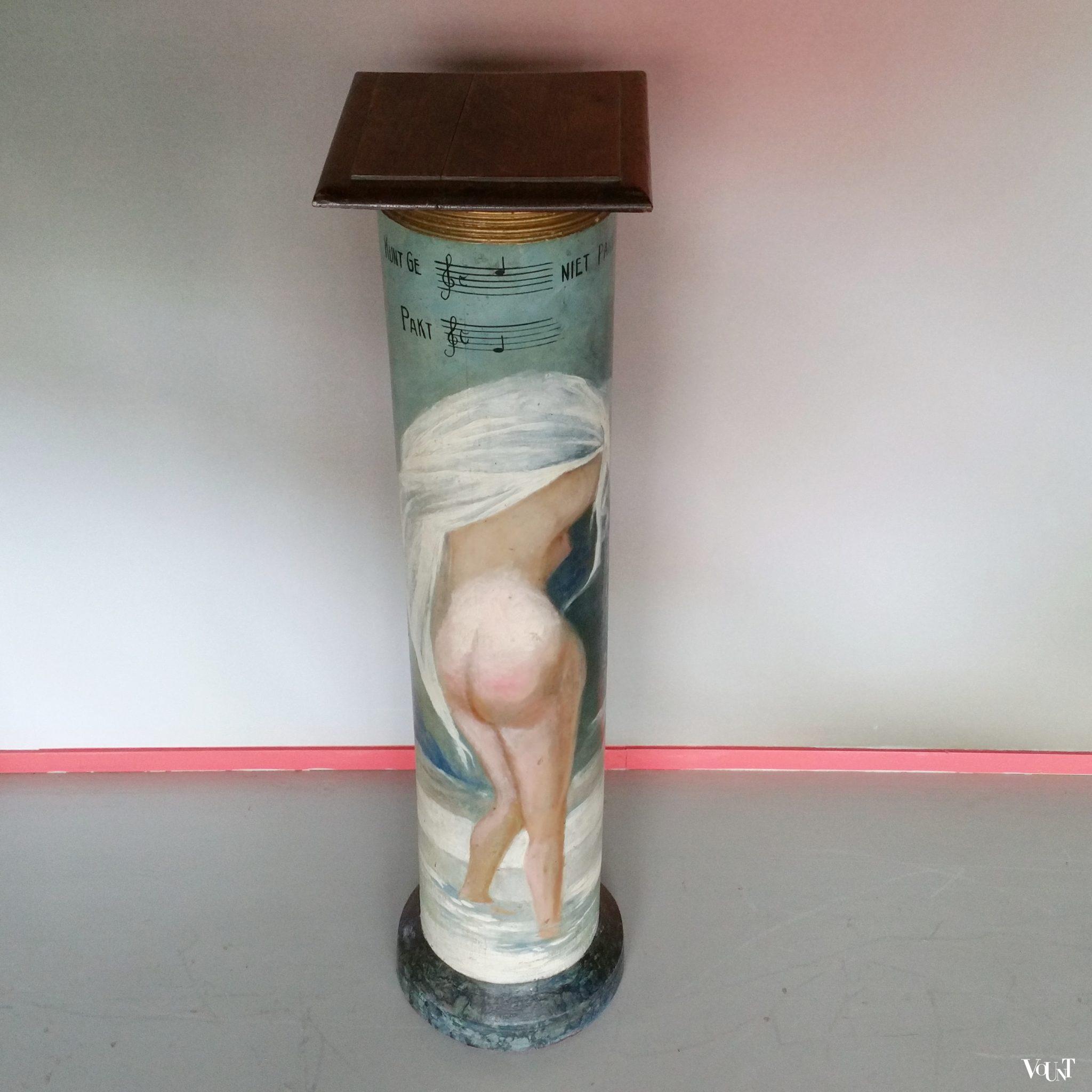 Vintage pied de stalle met schildering