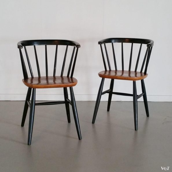 Set van 2 Nesto-stoelen met armleuning, Yngve Ekstrom / Pastoe, jaren '50/'60