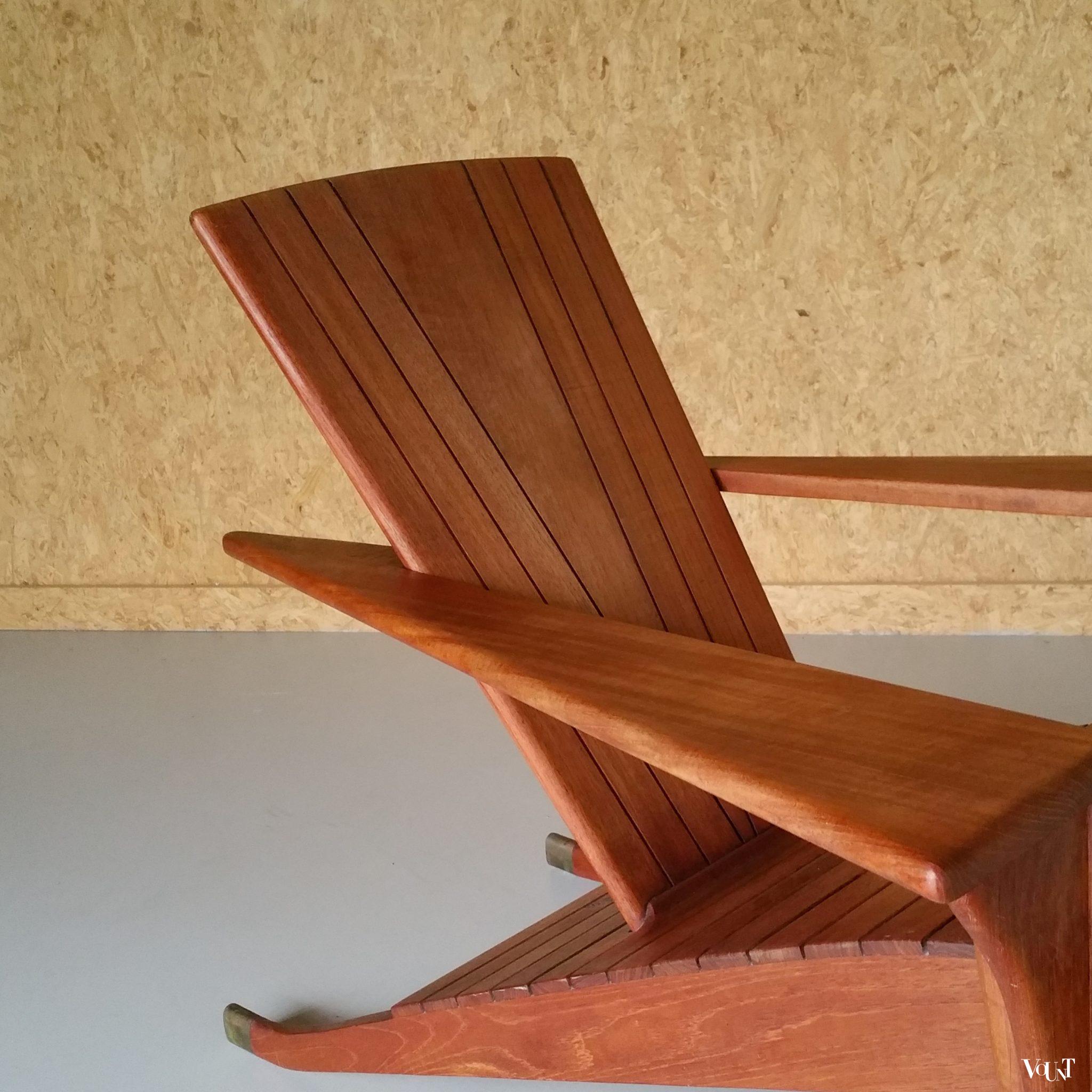 Stoel “Meditation, design Klaus Wettergren (Denemarken), producent Teak Farm” (VS), begin jaren ‘90