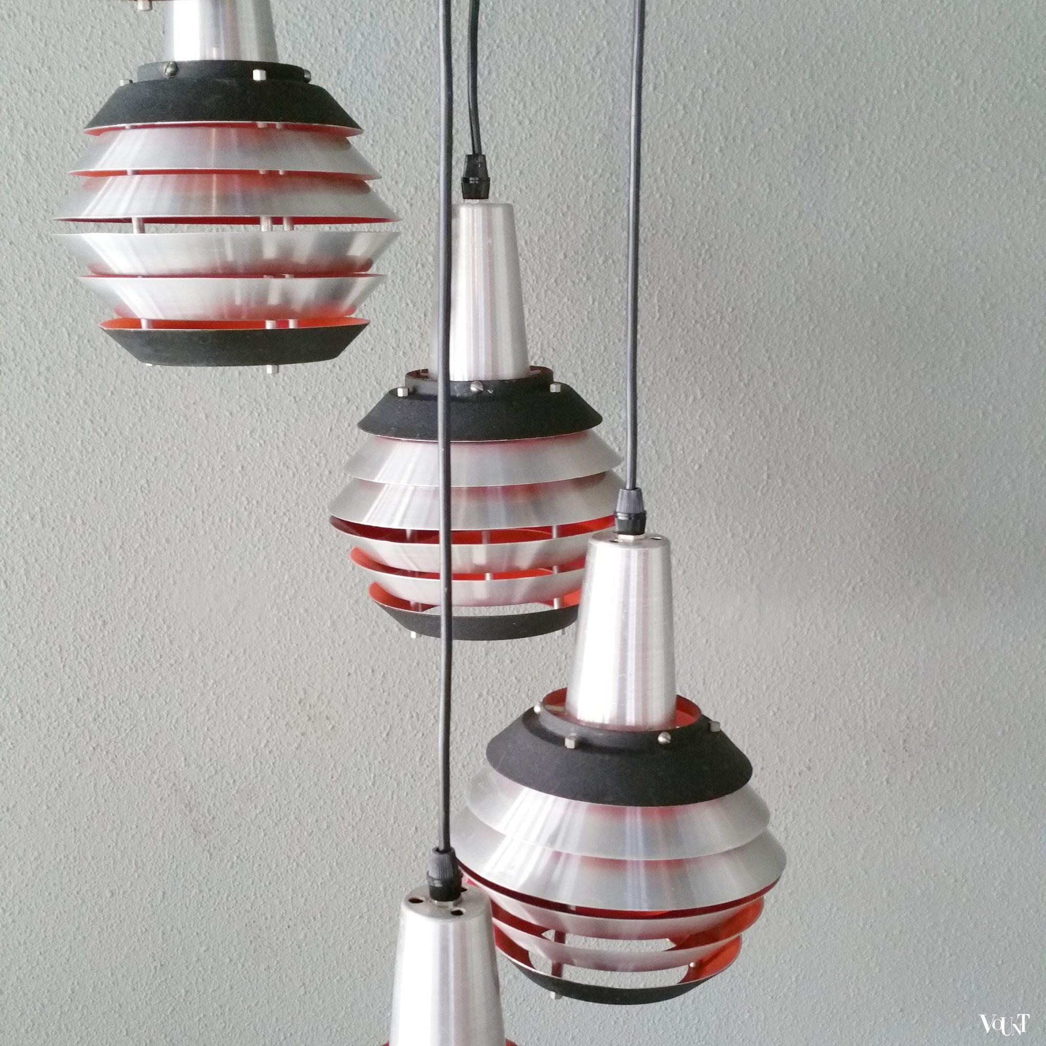 Hanglamp met 5 lamellen kappen, Lakro, jaren '60