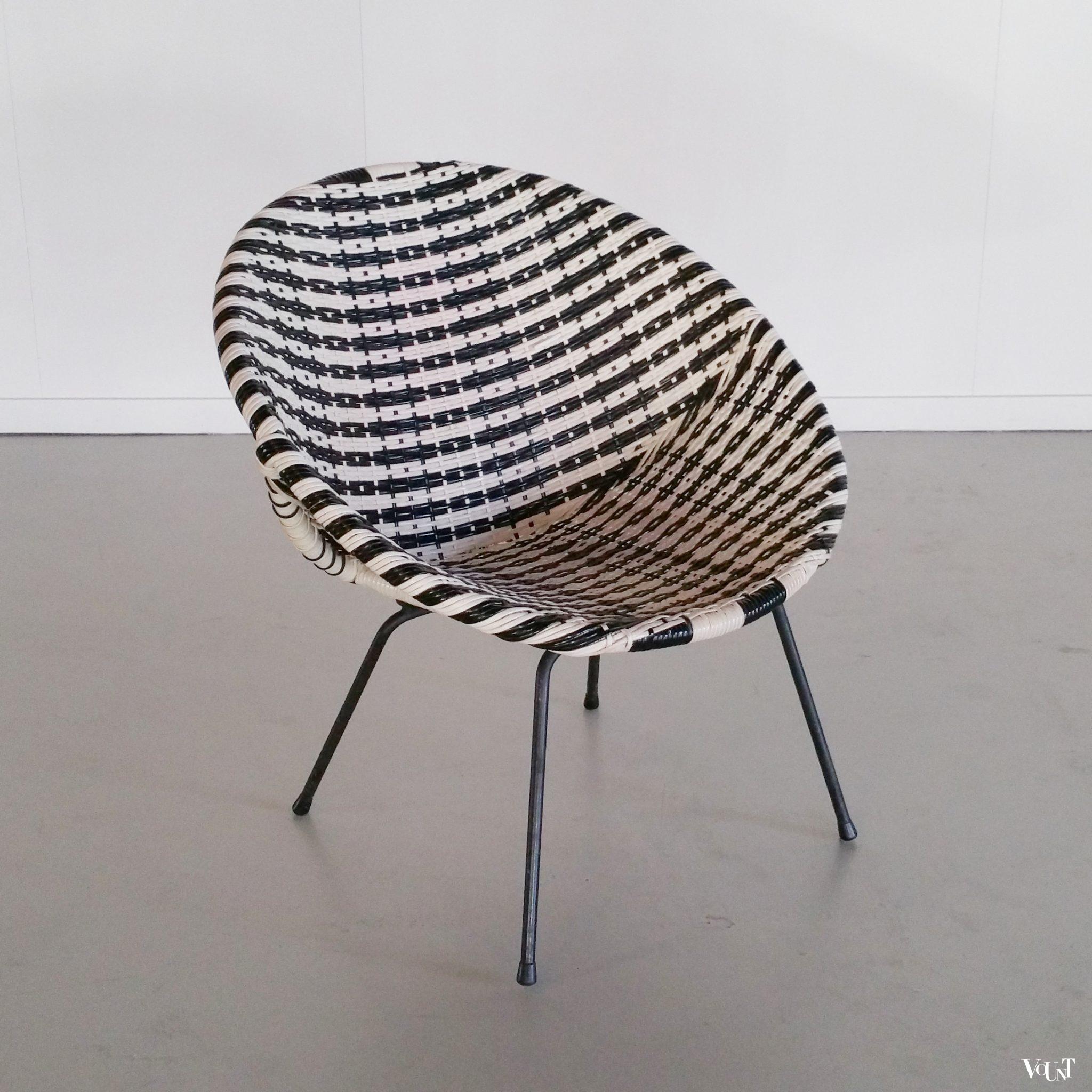 Ronde jaren '50 stoel met kunststof vlechtwerk, attr. Rohé Noordwolde