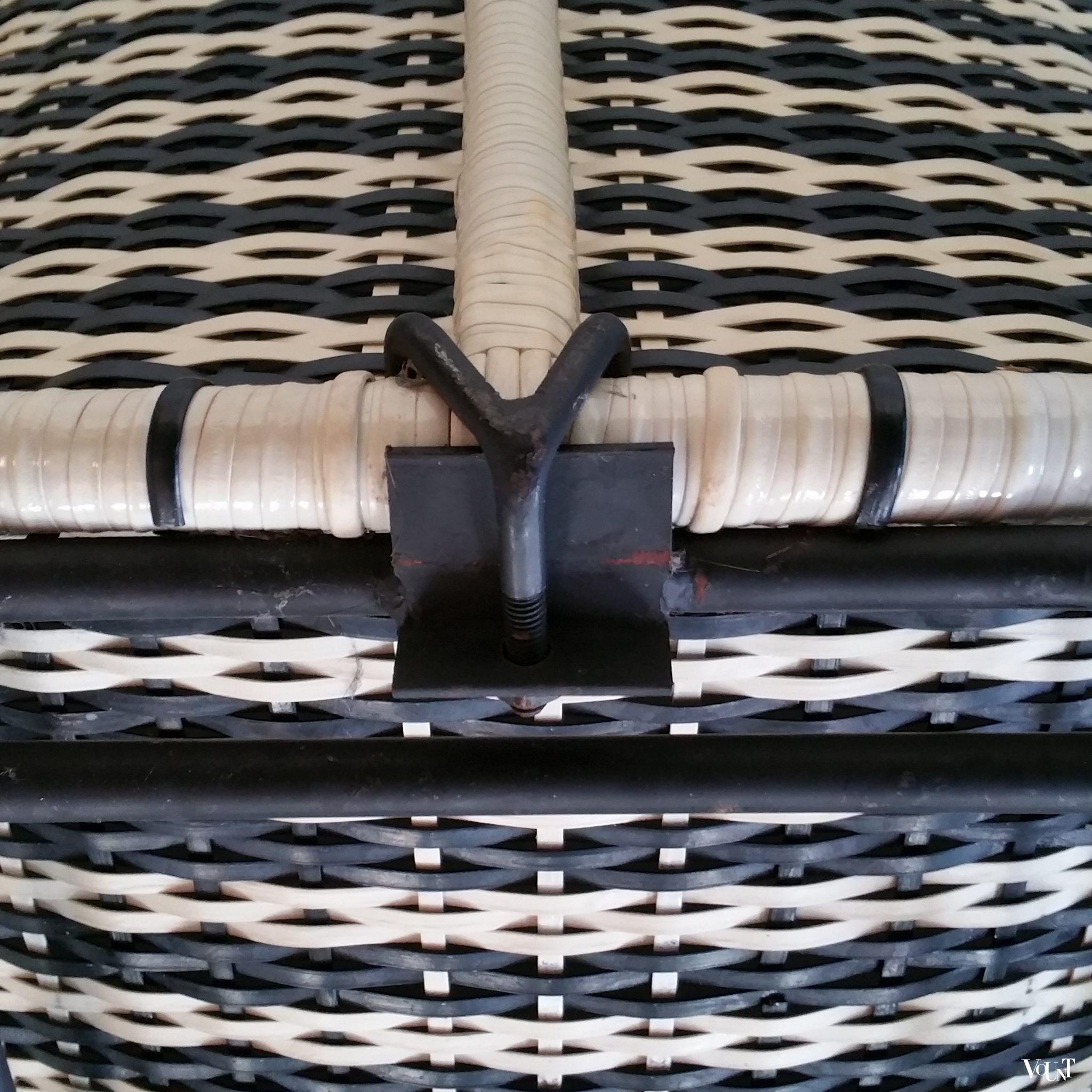 Ronde jaren '50 stoel met kunststof vlechtwerk, attr. Rohé Noordwolde