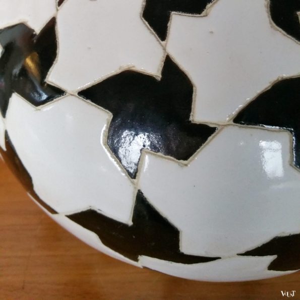 Set van 2 vazen met pied de poule-motief, jaren '70/'80