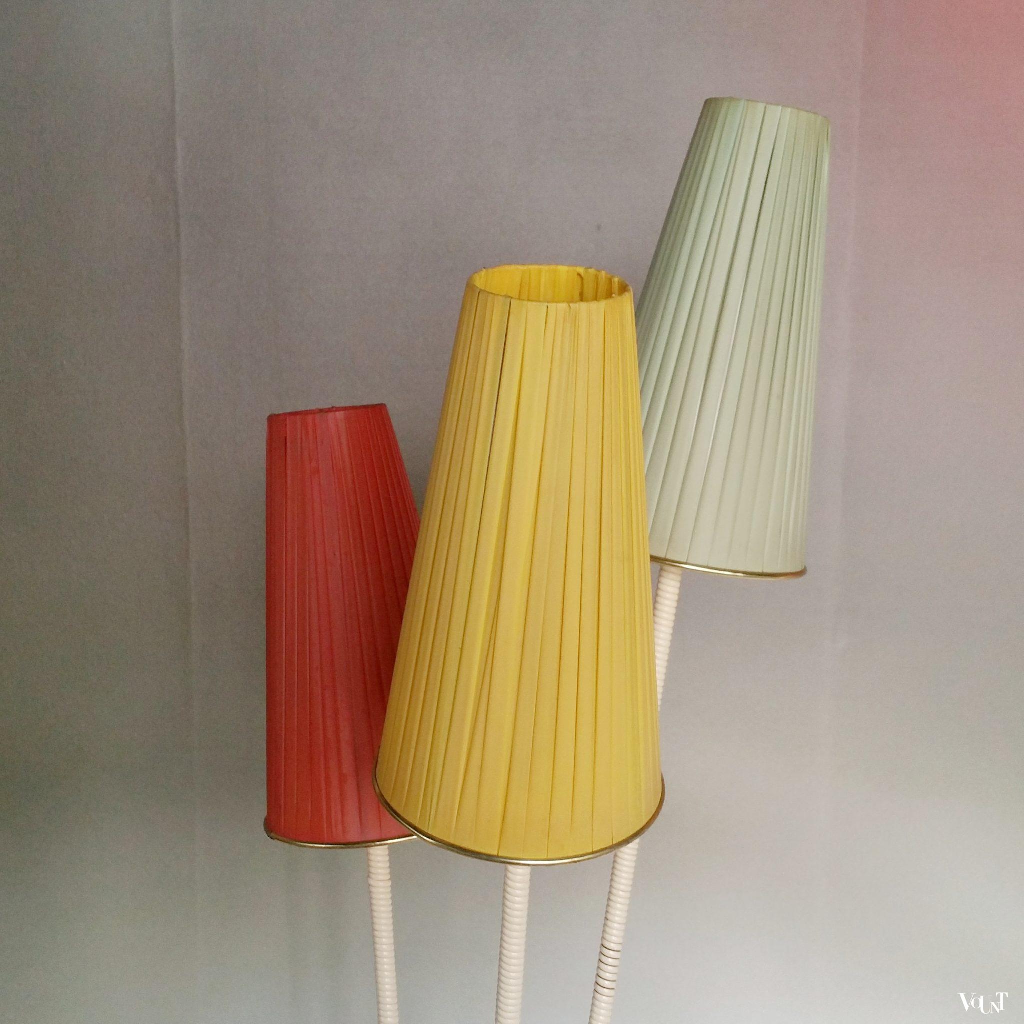 Jaren '50 vloerlamp met 3 gekleurde kappen