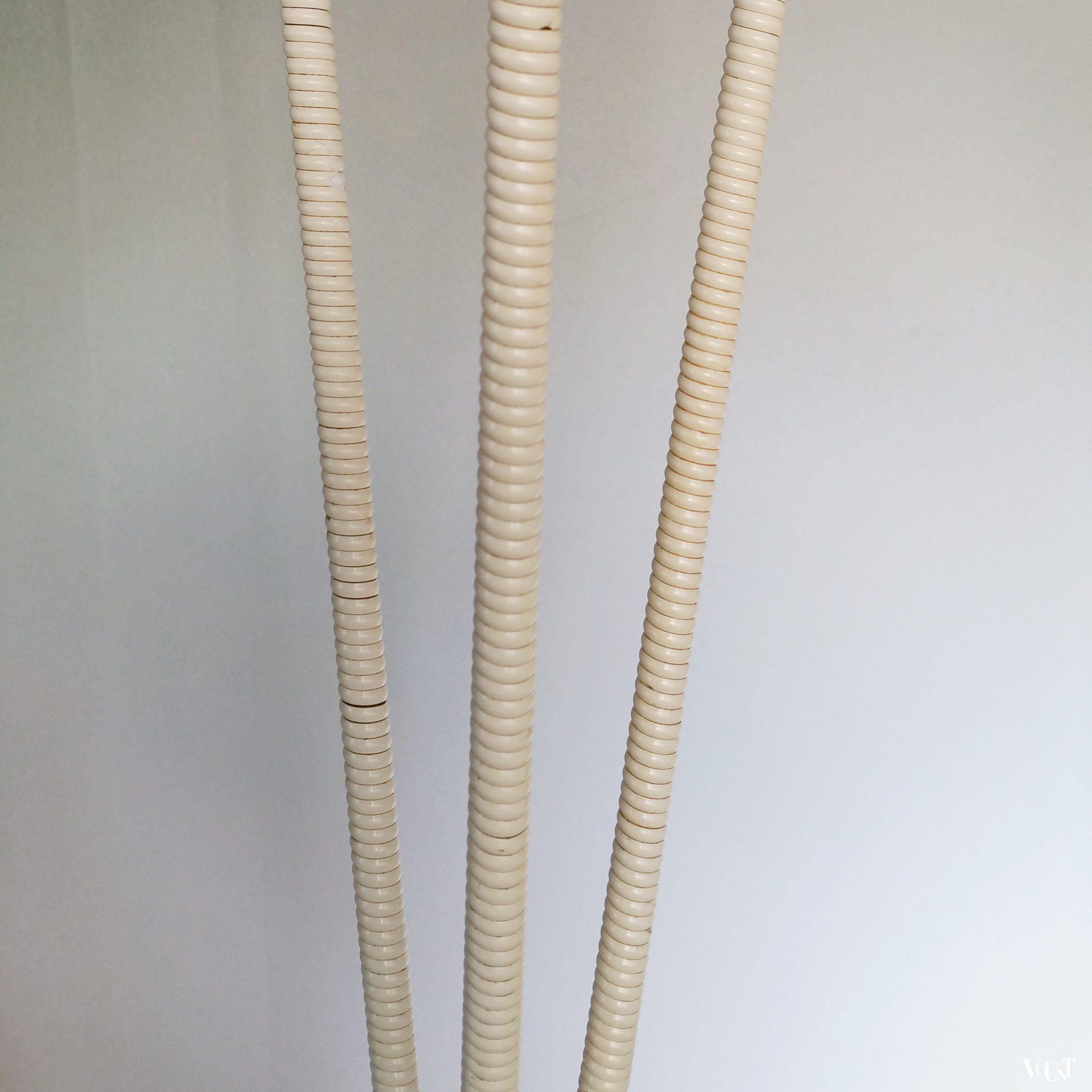 Jaren '50 vloerlamp met 3 gekleurde kappen