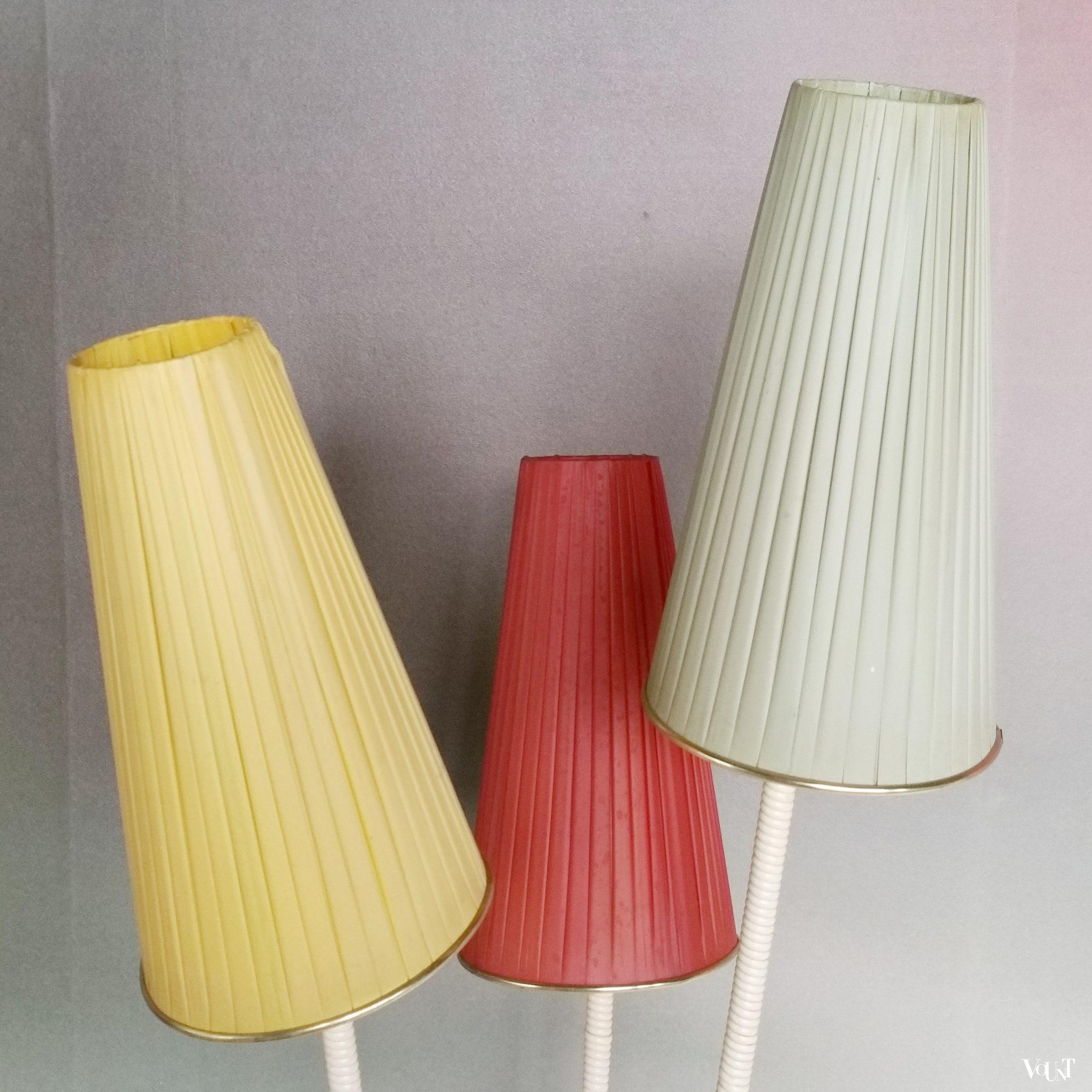 Jaren '50 vloerlamp met 3 gekleurde kappen