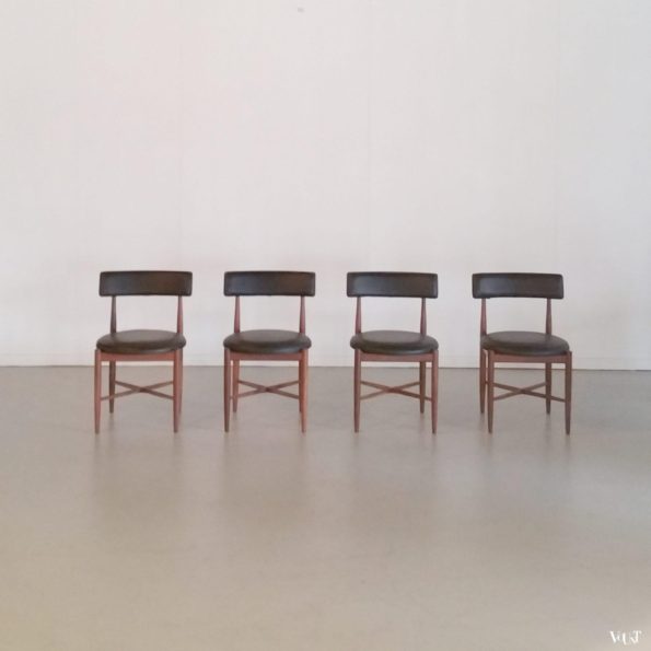 Set van 4 vintage teakhouten eettafelstoelen, V.B. Wilkins voor G Plan, jaren '60