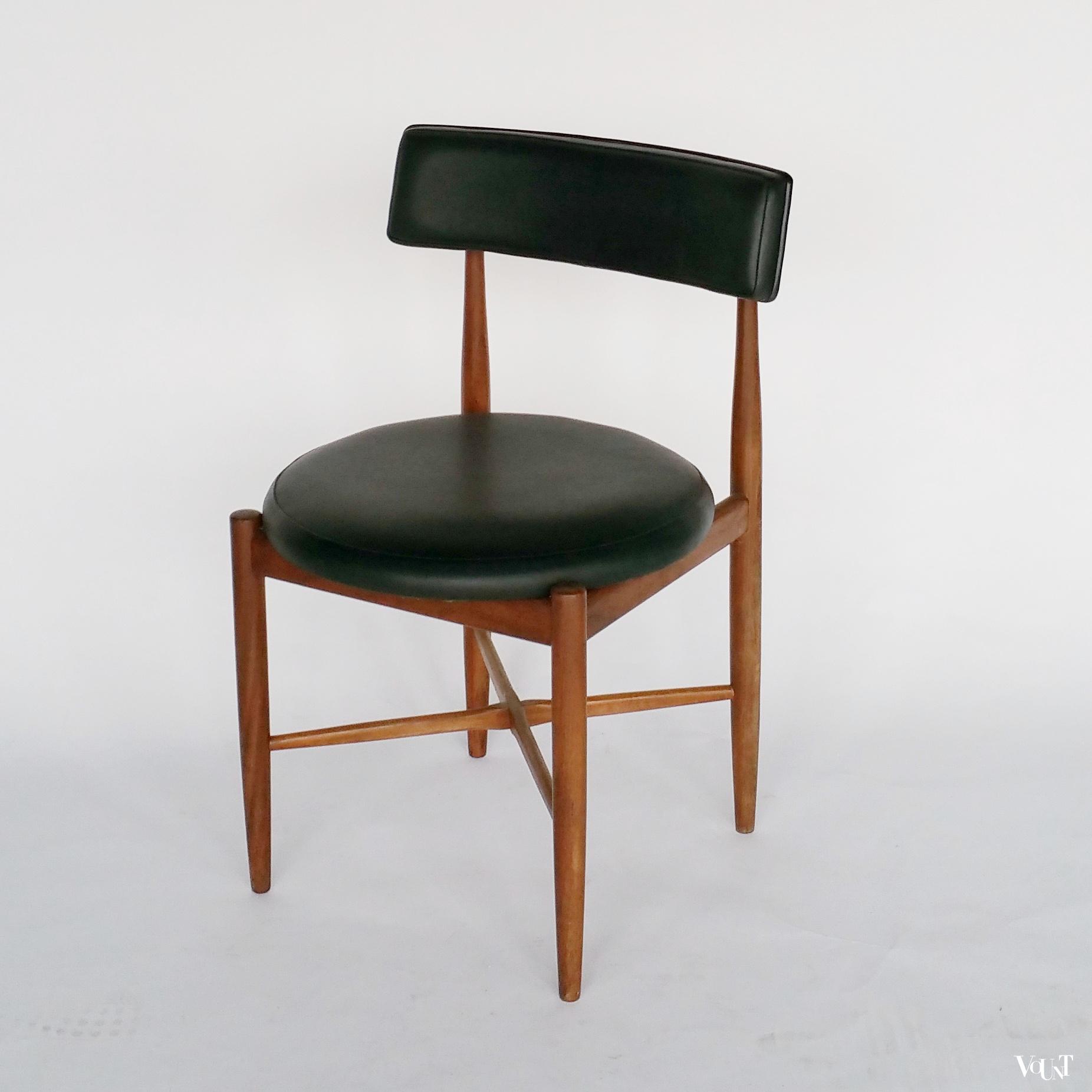 Set van 4 vintage teakhouten eettafelstoelen, V.B. Wilkins voor G Plan, jaren '60