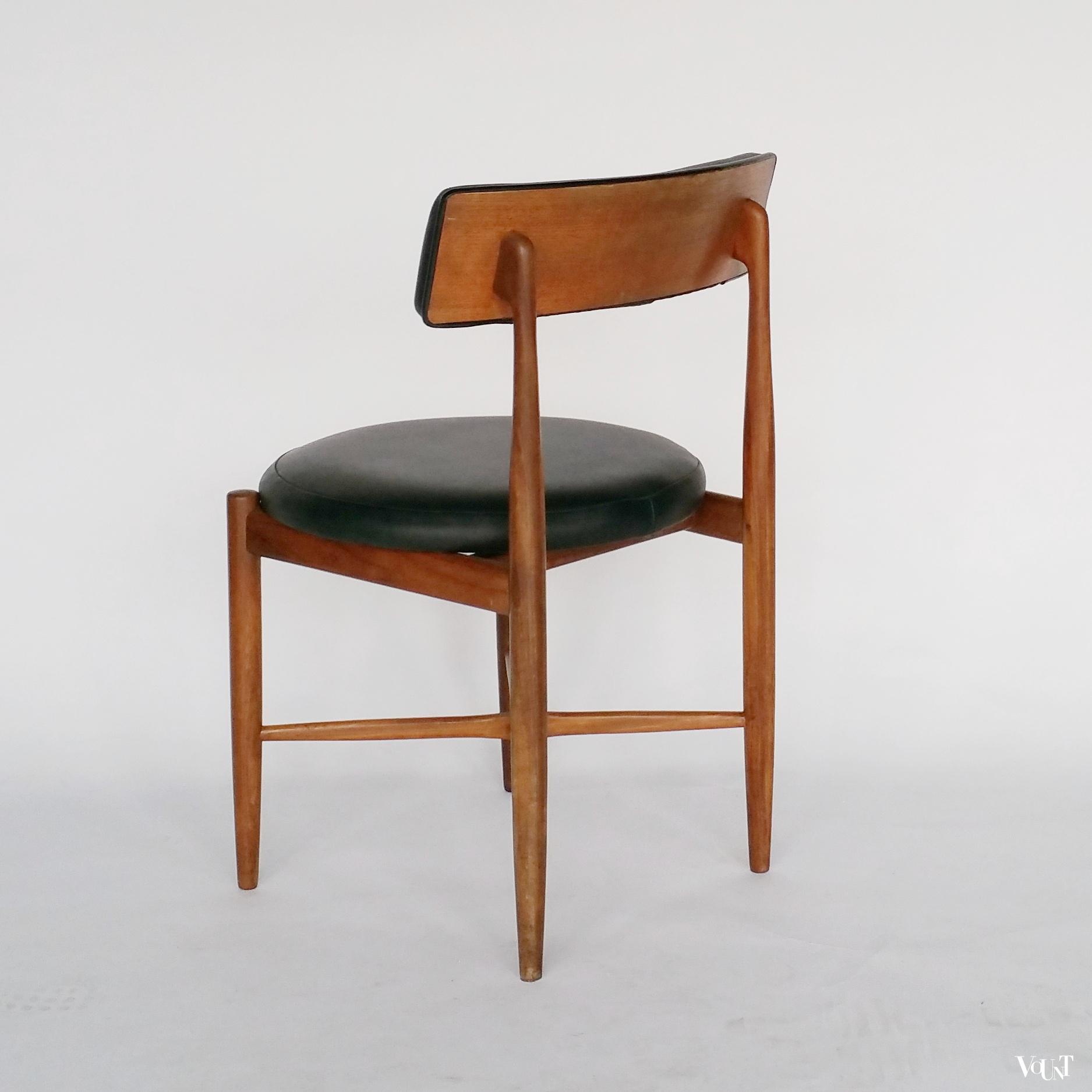 Set van 4 vintage teakhouten eettafelstoelen, V.B. Wilkins voor G Plan, jaren '60