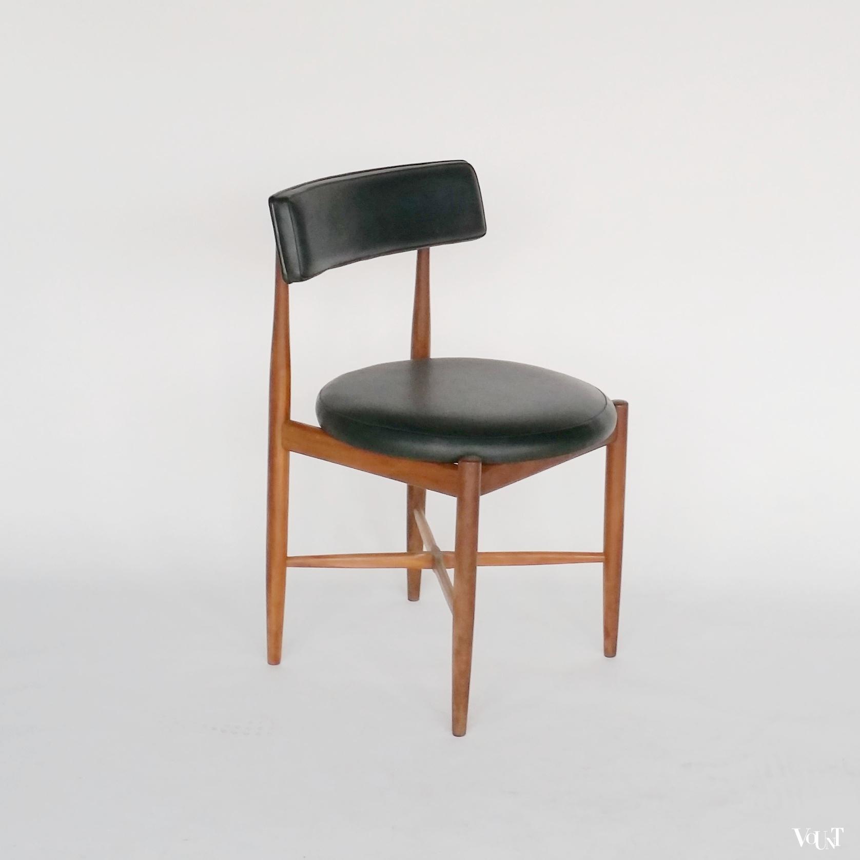 Set van 4 vintage teakhouten eettafelstoelen, V.B. Wilkins voor G Plan, jaren '60