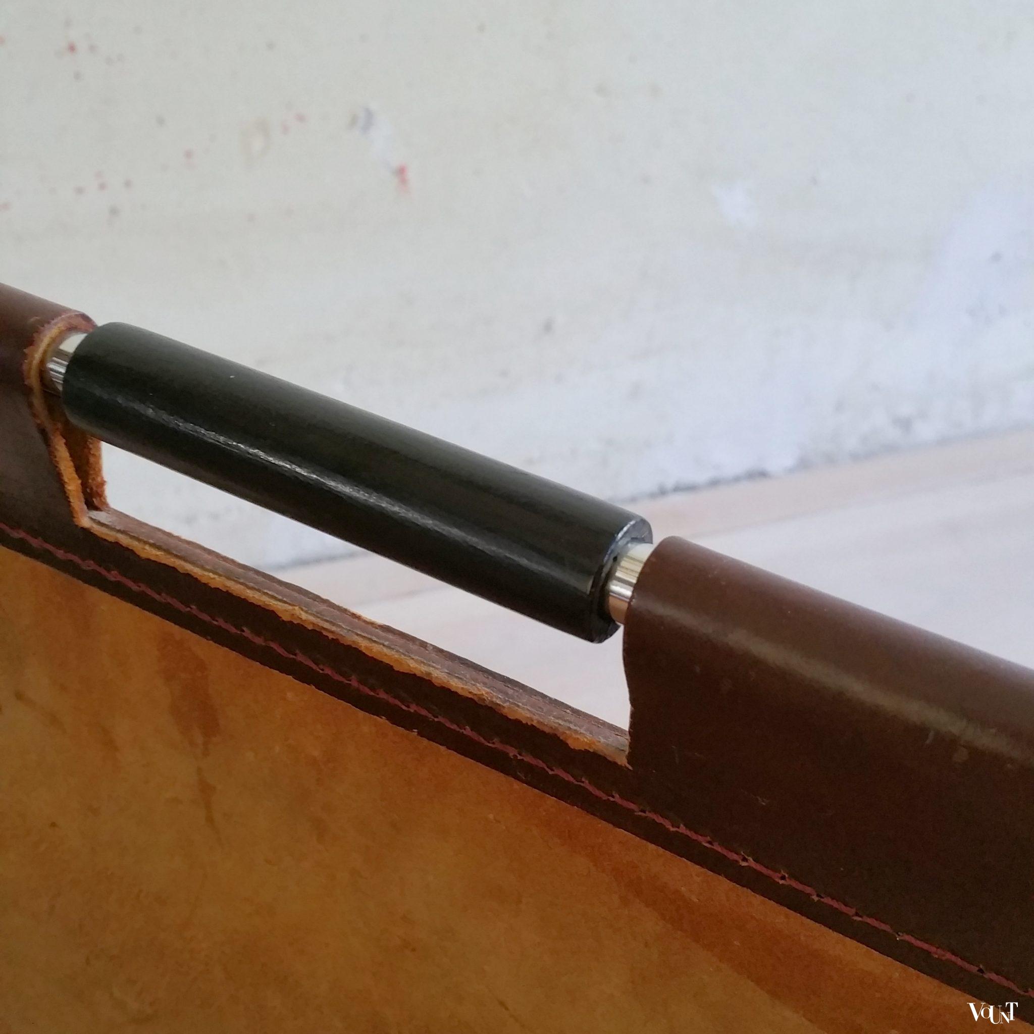 Leren lectuurbak met metalen frame, Brabantia, jaren '60/'70